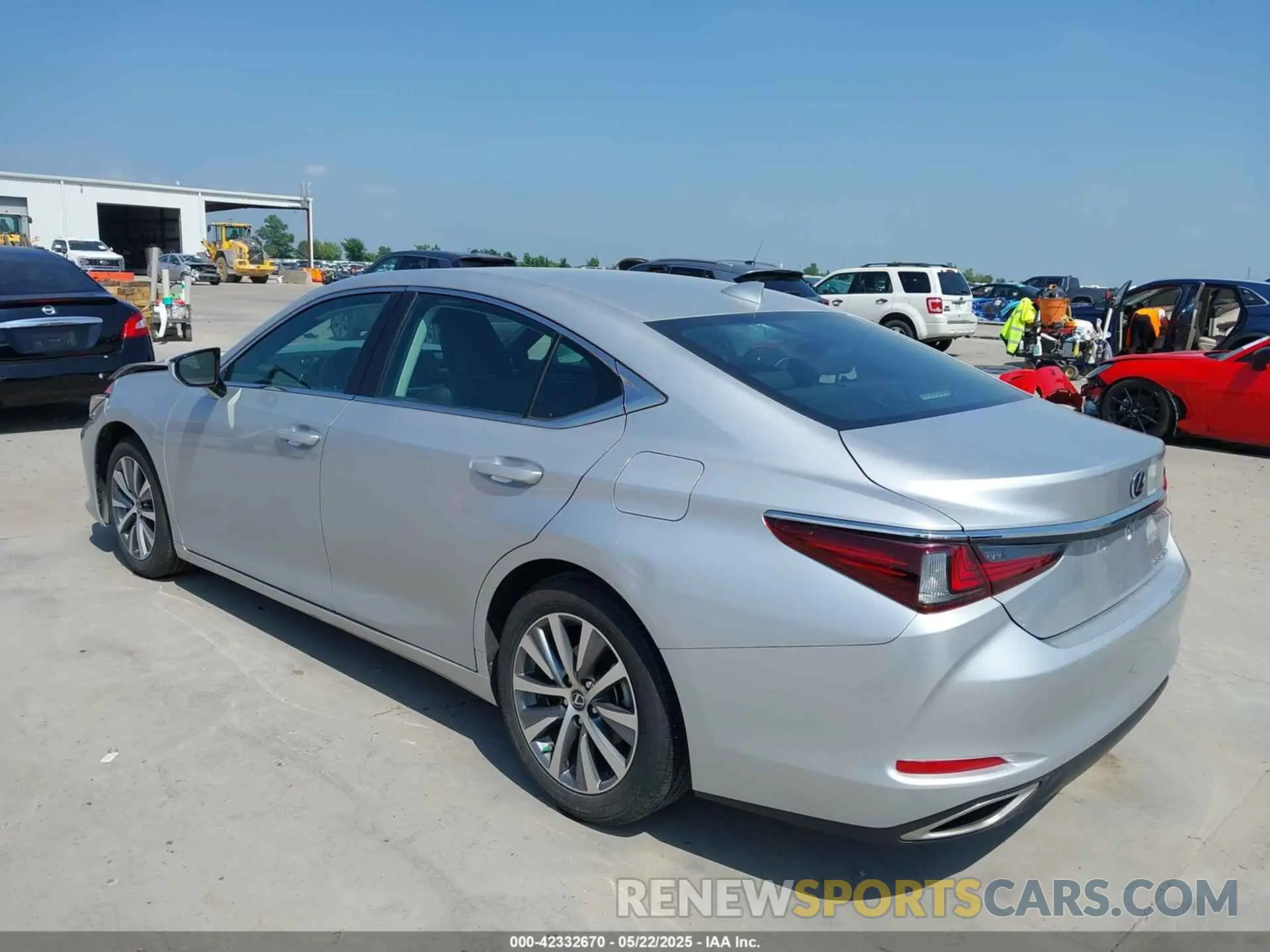 3 Photograph of a damaged car 58ACZ1B1XLU082075 LEXUS ES 350 2020