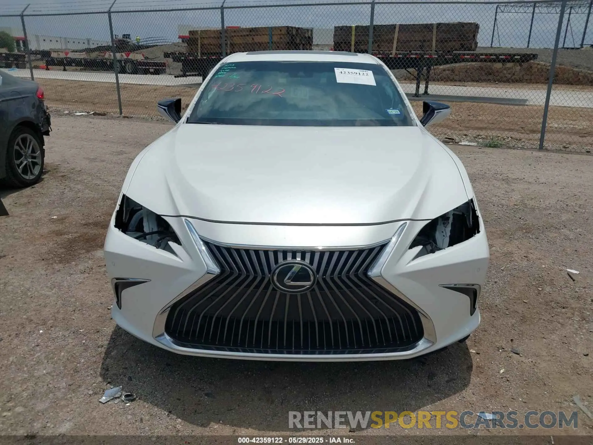 12 Photograph of a damaged car 58ADZ1B11LU063578 LEXUS ES 350 2020