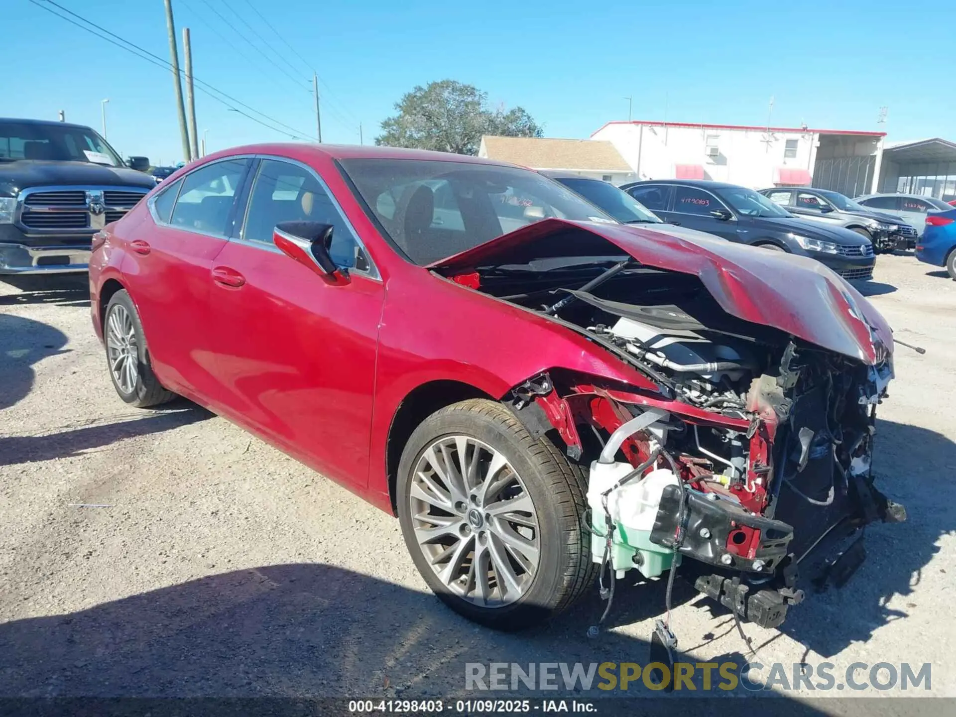1 Photograph of a damaged car 58ADZ1B13LU071276 LEXUS ES 350 2020