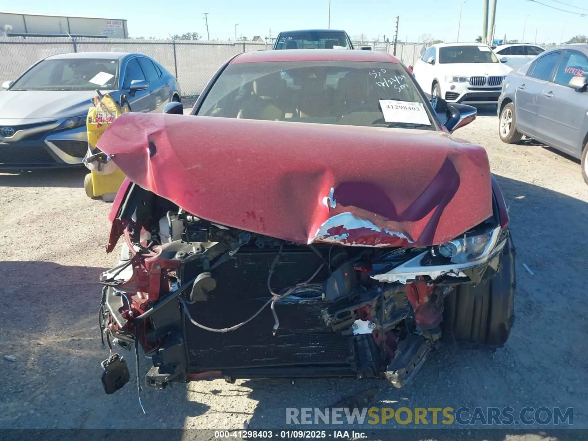 11 Photograph of a damaged car 58ADZ1B13LU071276 LEXUS ES 350 2020