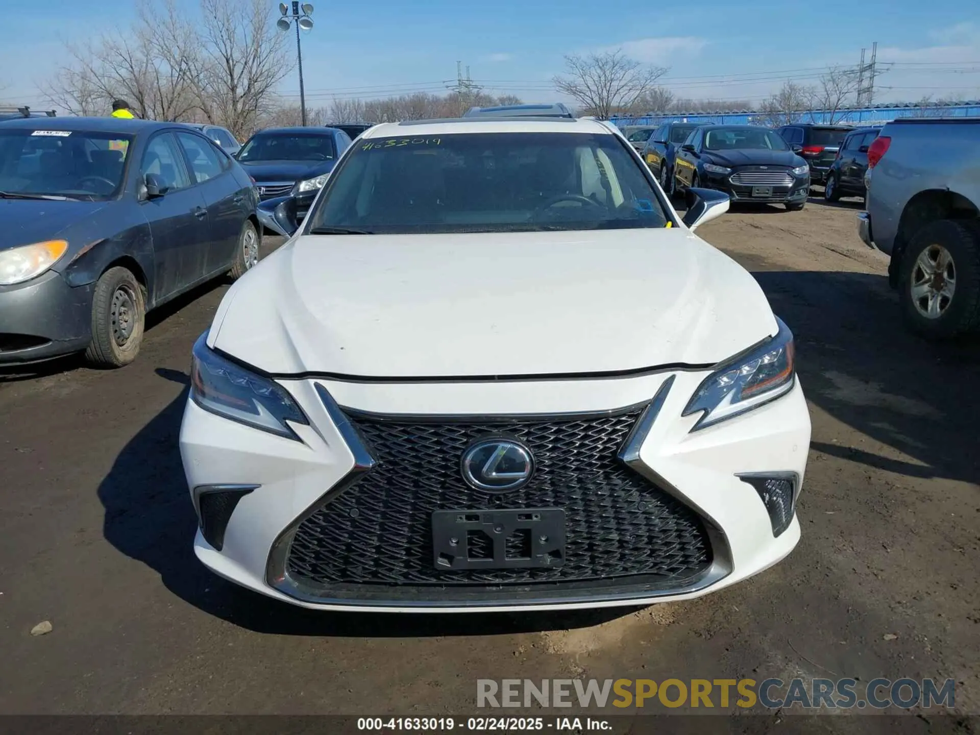 12 Photograph of a damaged car 58ADZ1B14LU060691 LEXUS ES 350 2020