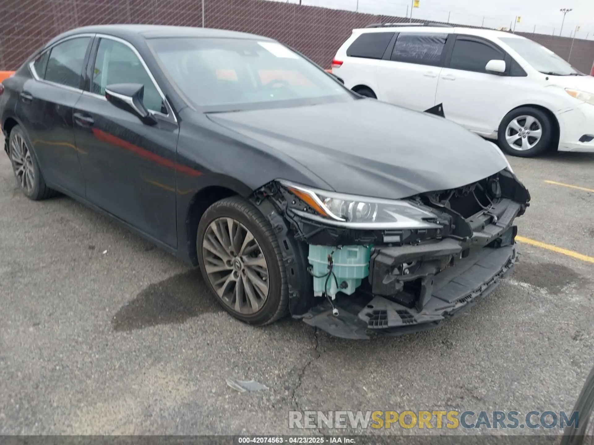1 Photograph of a damaged car 58ADZ1B18LU070415 LEXUS ES 350 2020