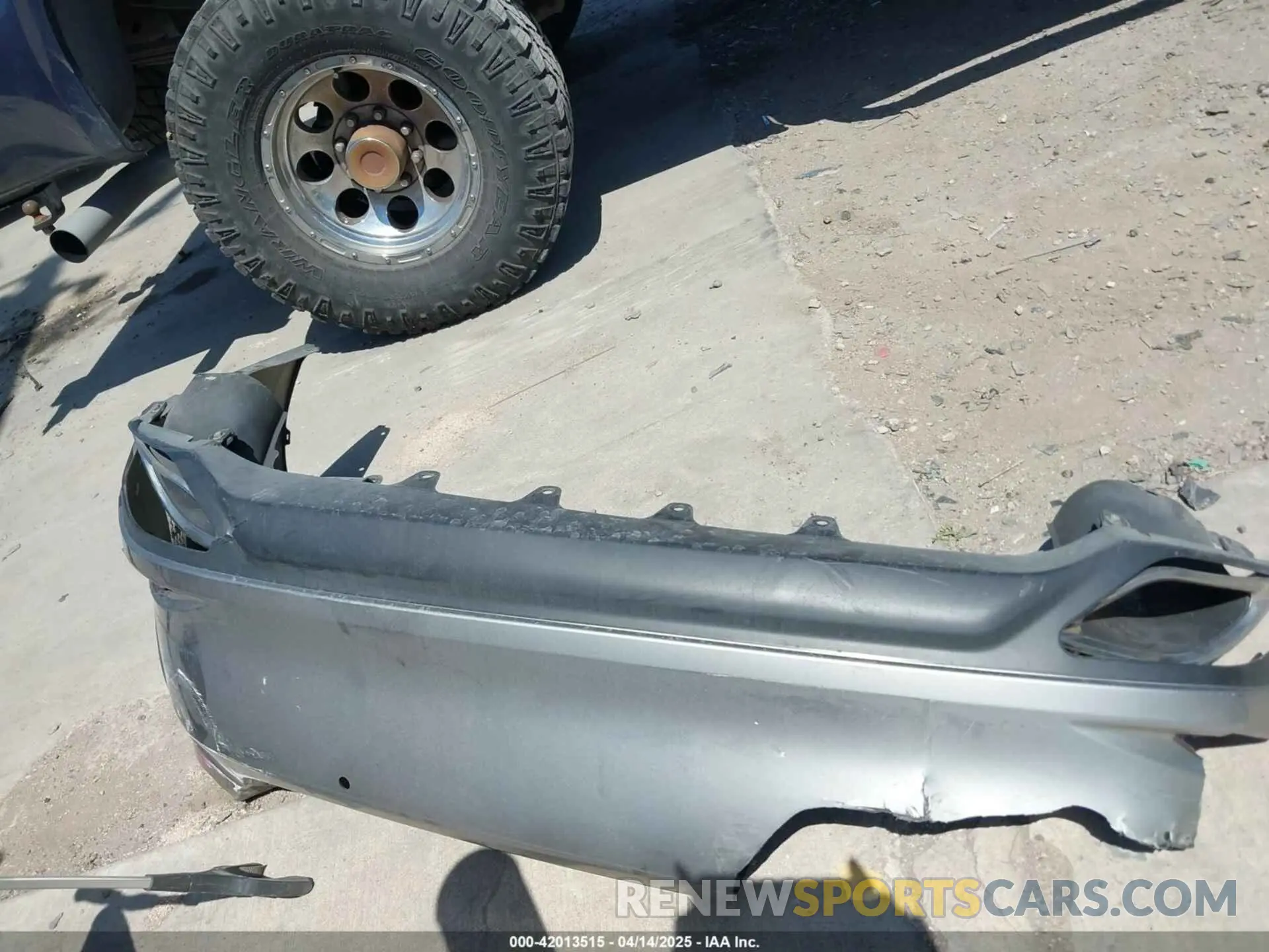 11 Photograph of a damaged car 58ADZ1B18LU073041 LEXUS ES 350 2020