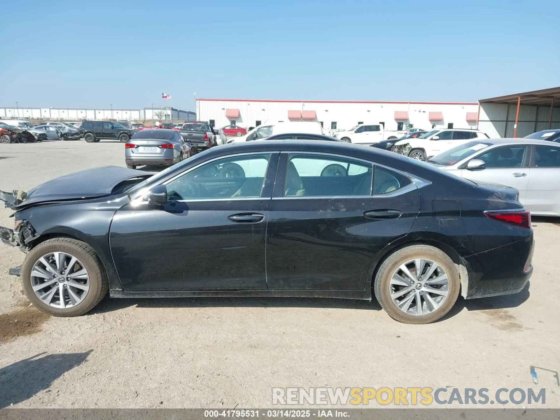 14 Photograph of a damaged car 58ADZ1B1XLU070884 LEXUS ES 350 2020