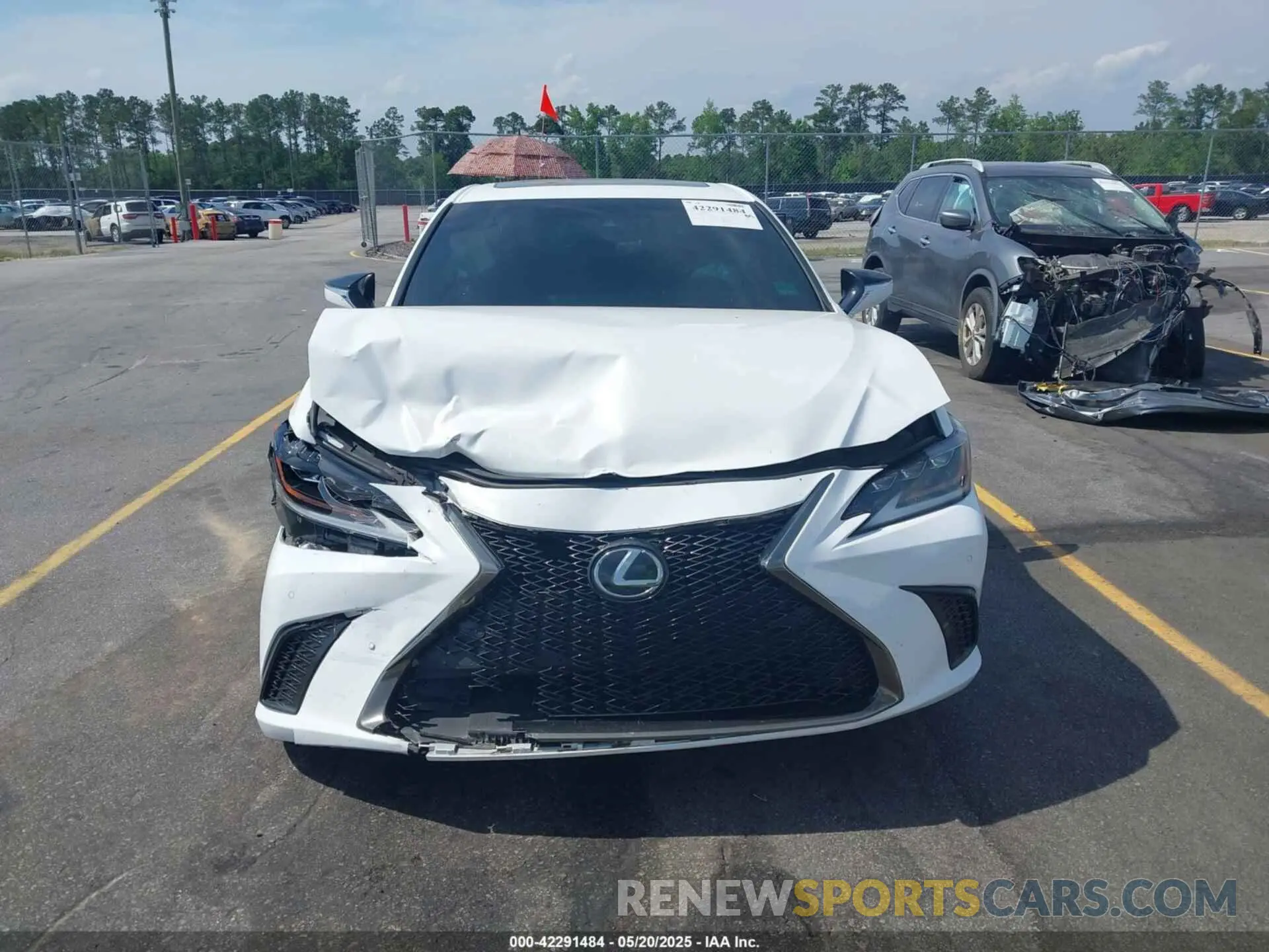 12 Photograph of a damaged car 58AGZ1B11LU065716 LEXUS ES 350 2020