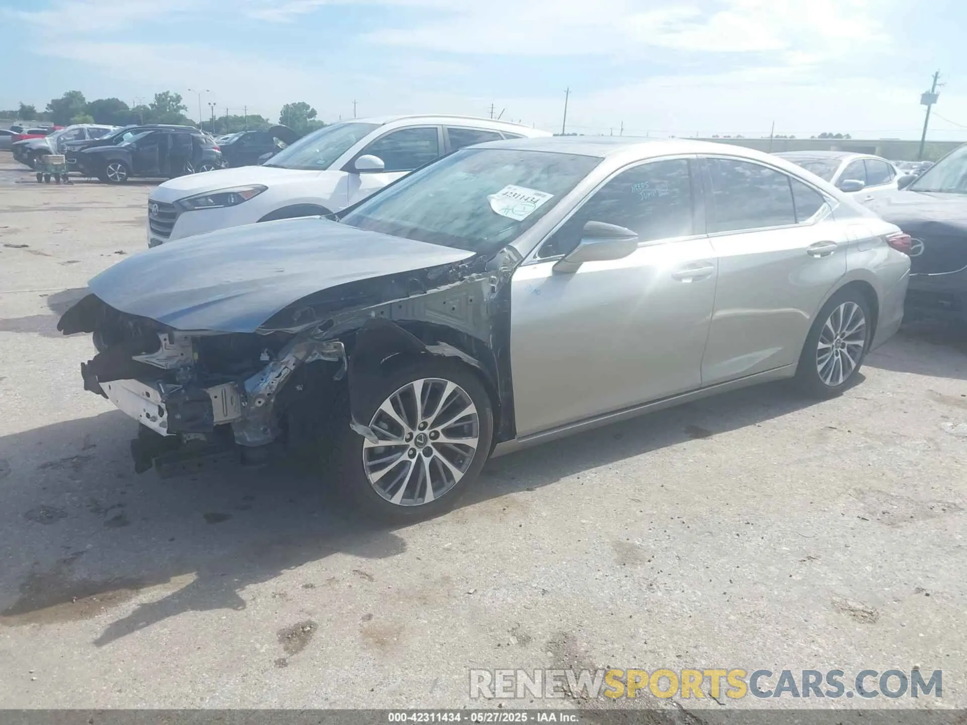 2 Photograph of a damaged car 58ADZ1B11MU087753 LEXUS ES 350 2021