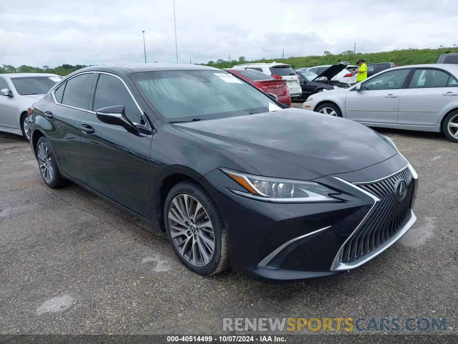 1 Photograph of a damaged car 58ADZ1B13MU096986 LEXUS ES 350 2021