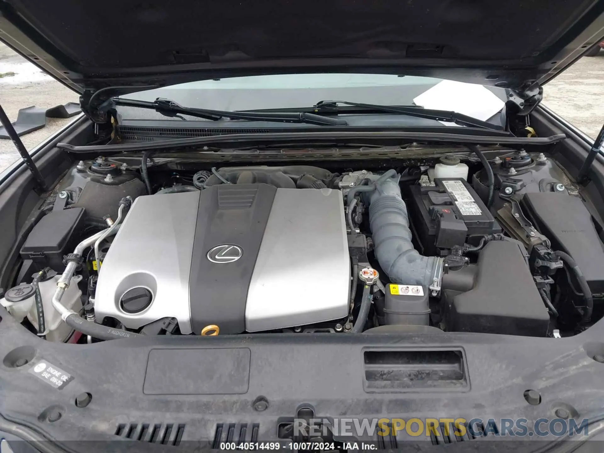 10 Photograph of a damaged car 58ADZ1B13MU096986 LEXUS ES 350 2021