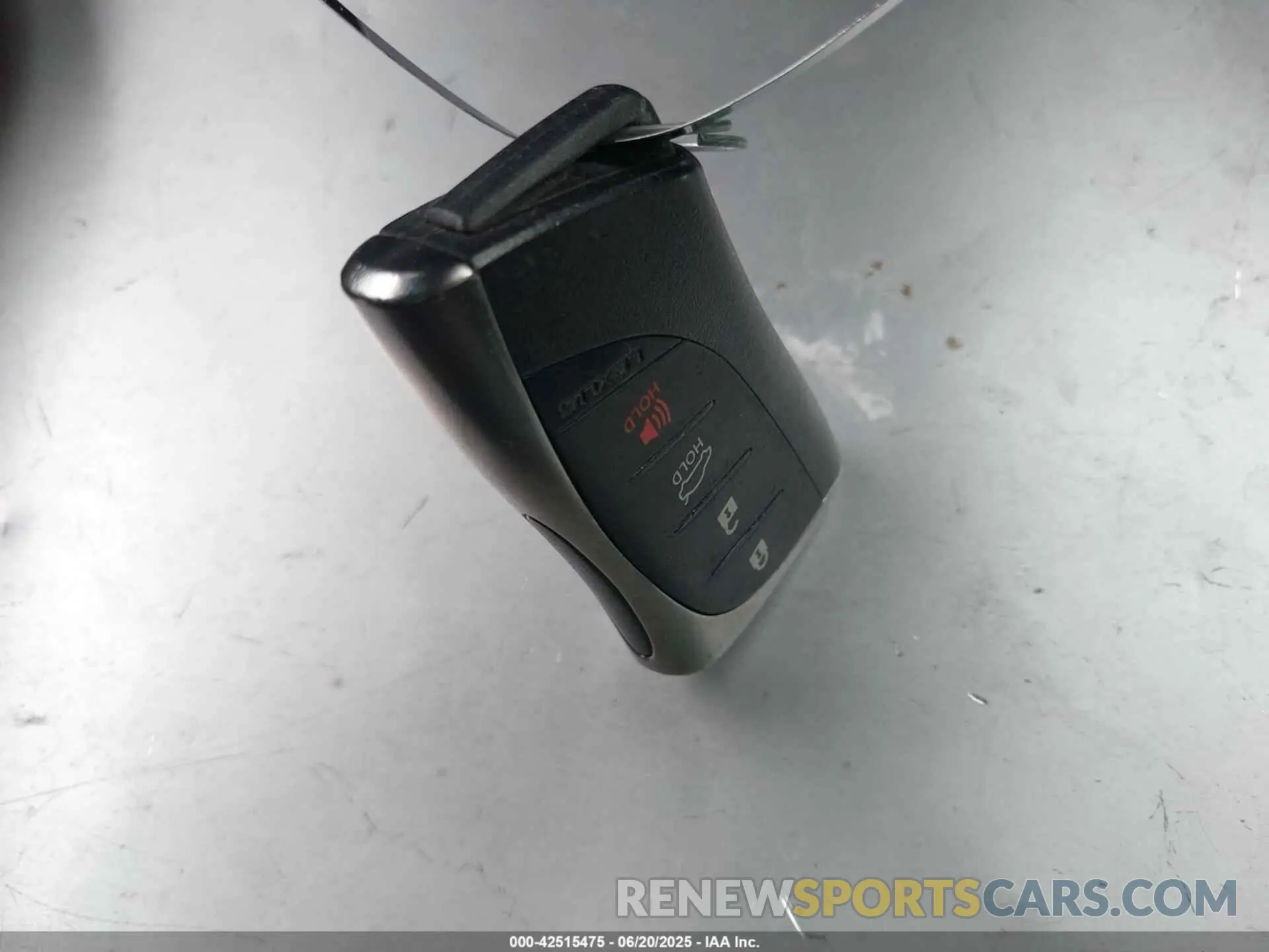 11 Photograph of a damaged car 58ADZ1B14MU086192 LEXUS ES 350 2021