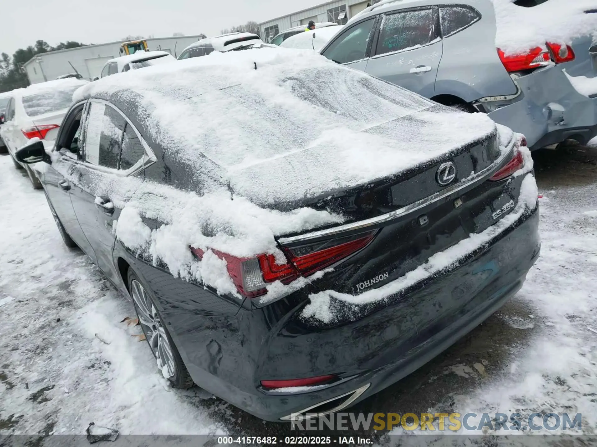 3 Photograph of a damaged car 58ADZ1B14MU091585 LEXUS ES 350 2021