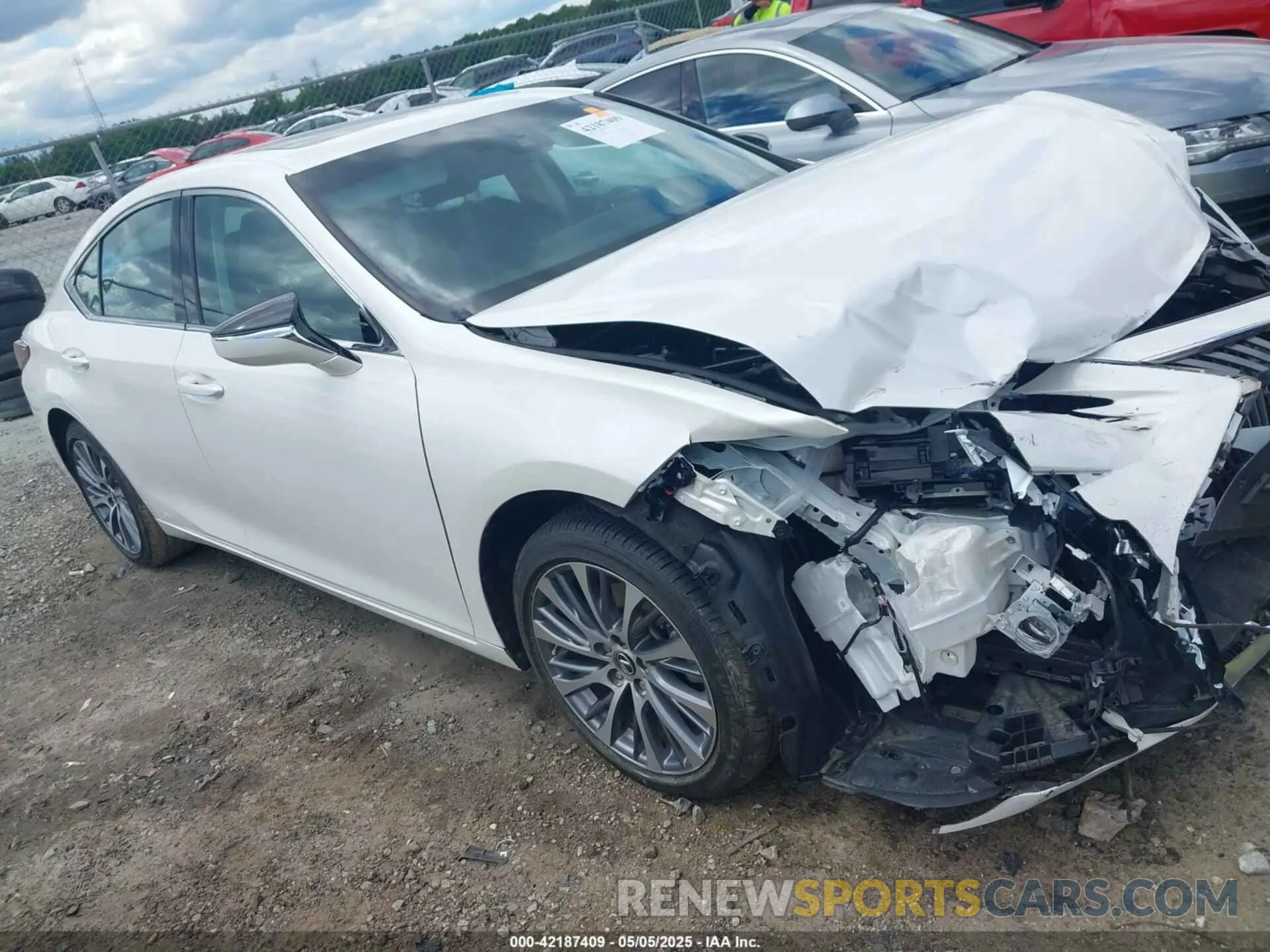 1 Photograph of a damaged car 58ADZ1B1XMU085676 LEXUS ES 350 2021