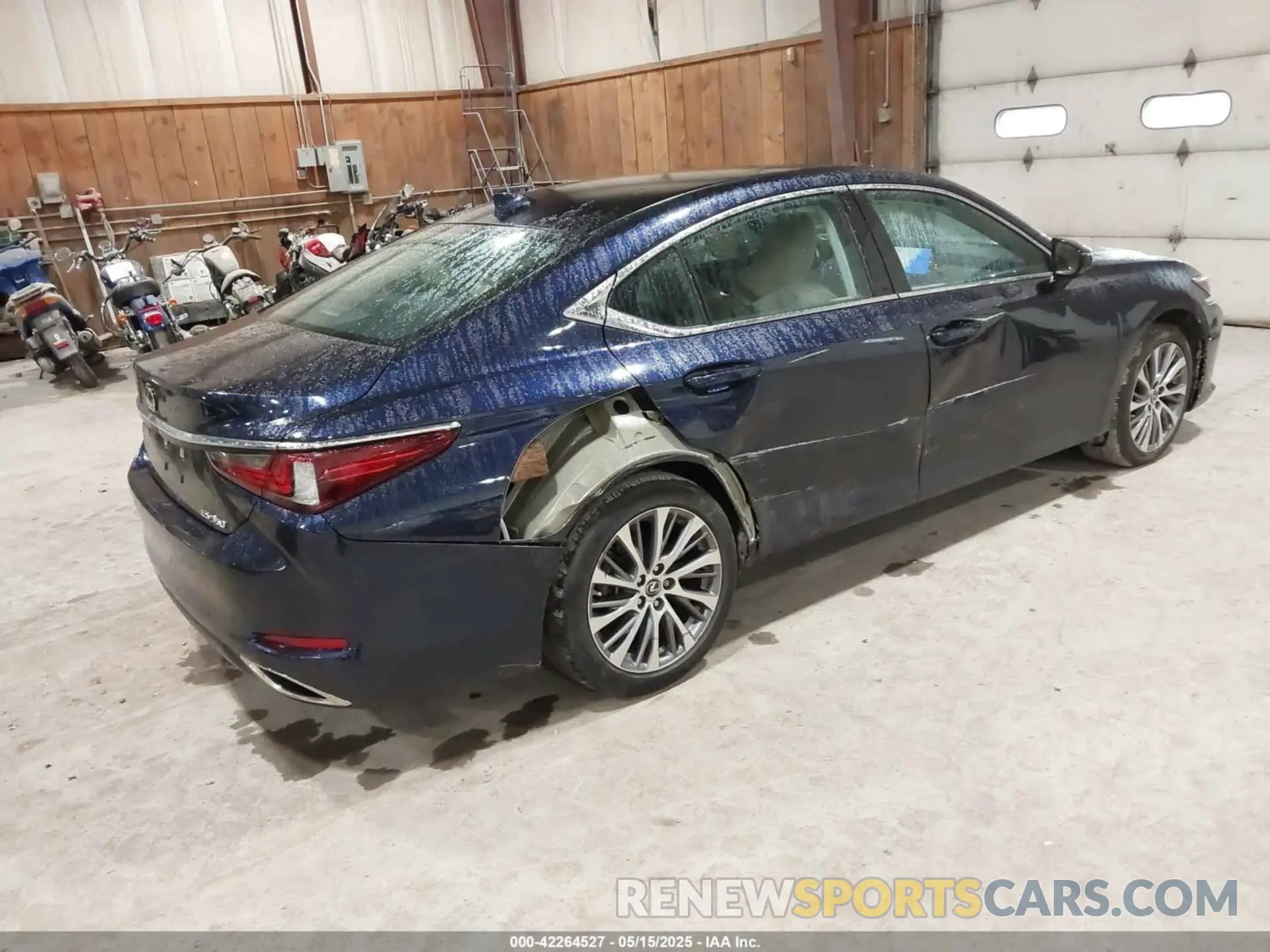 4 Photograph of a damaged car 58ADZ1B1XMU087881 LEXUS ES 350 2021