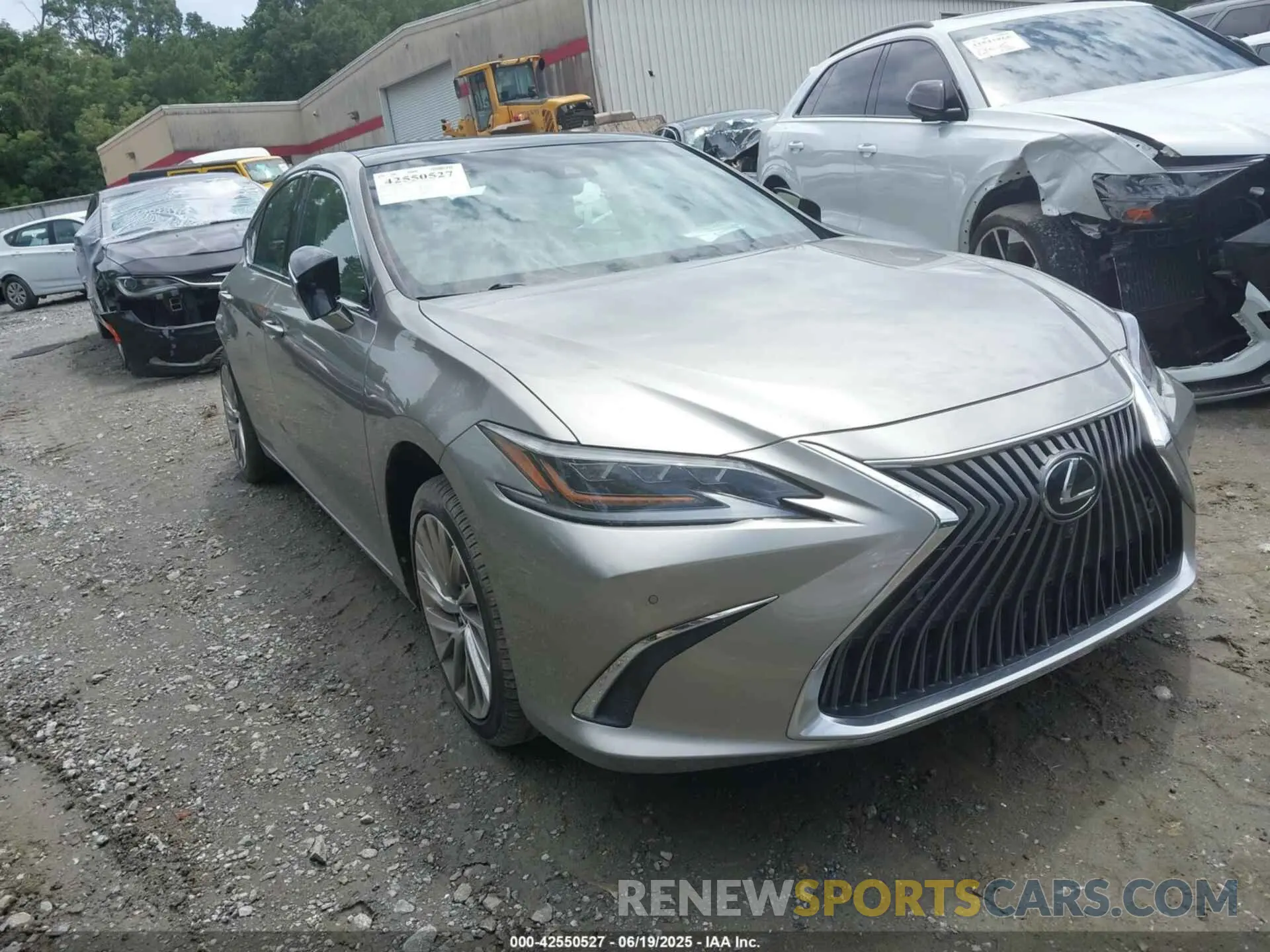 1 Photograph of a damaged car 58AFZ1B13MU108112 LEXUS ES 350 2021