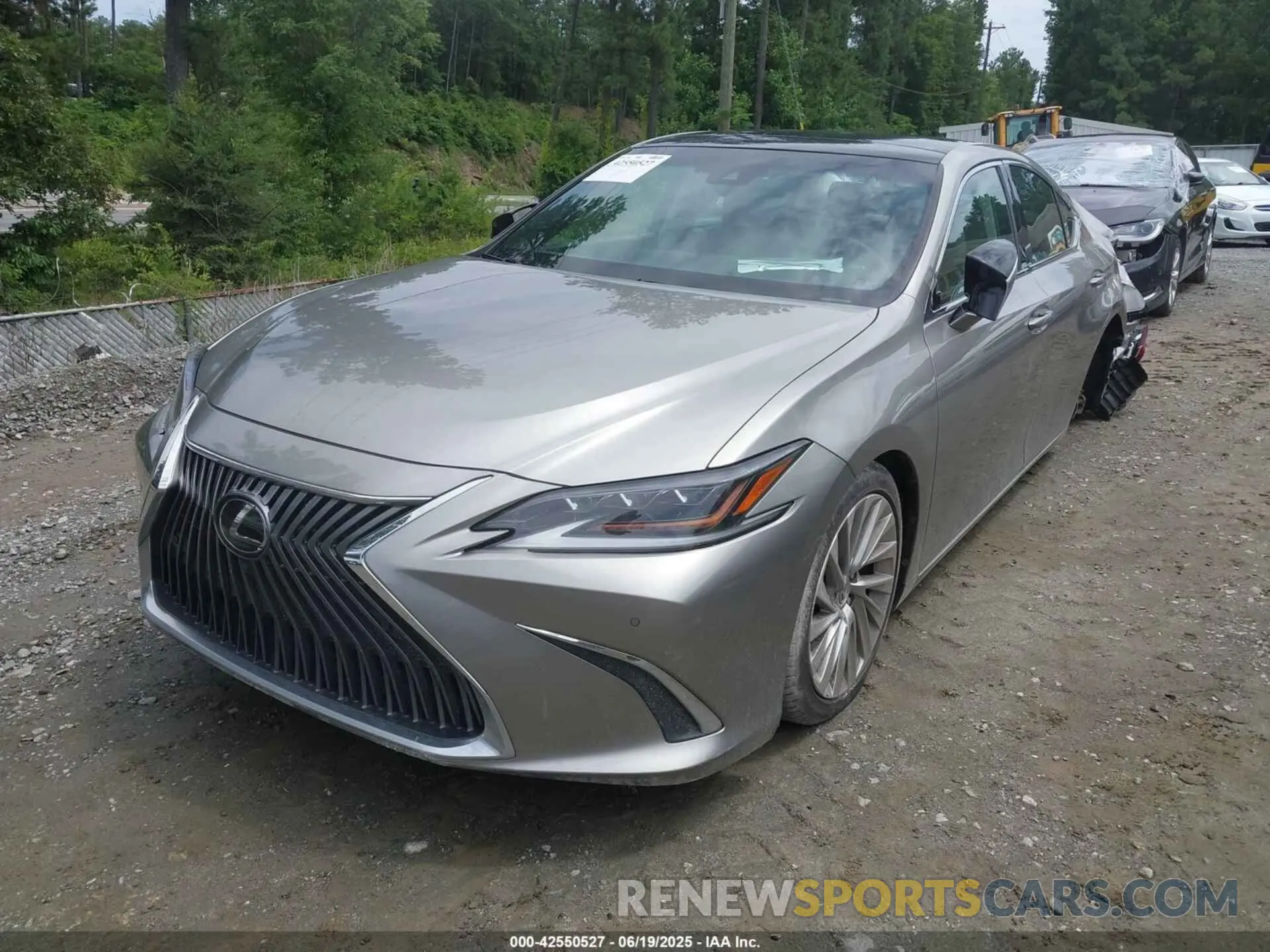 2 Photograph of a damaged car 58AFZ1B13MU108112 LEXUS ES 350 2021