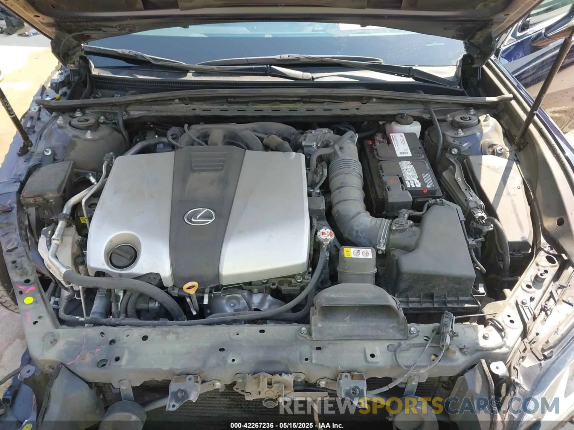10 Photograph of a damaged car 58AFZ1B14MU101055 LEXUS ES 350 2021