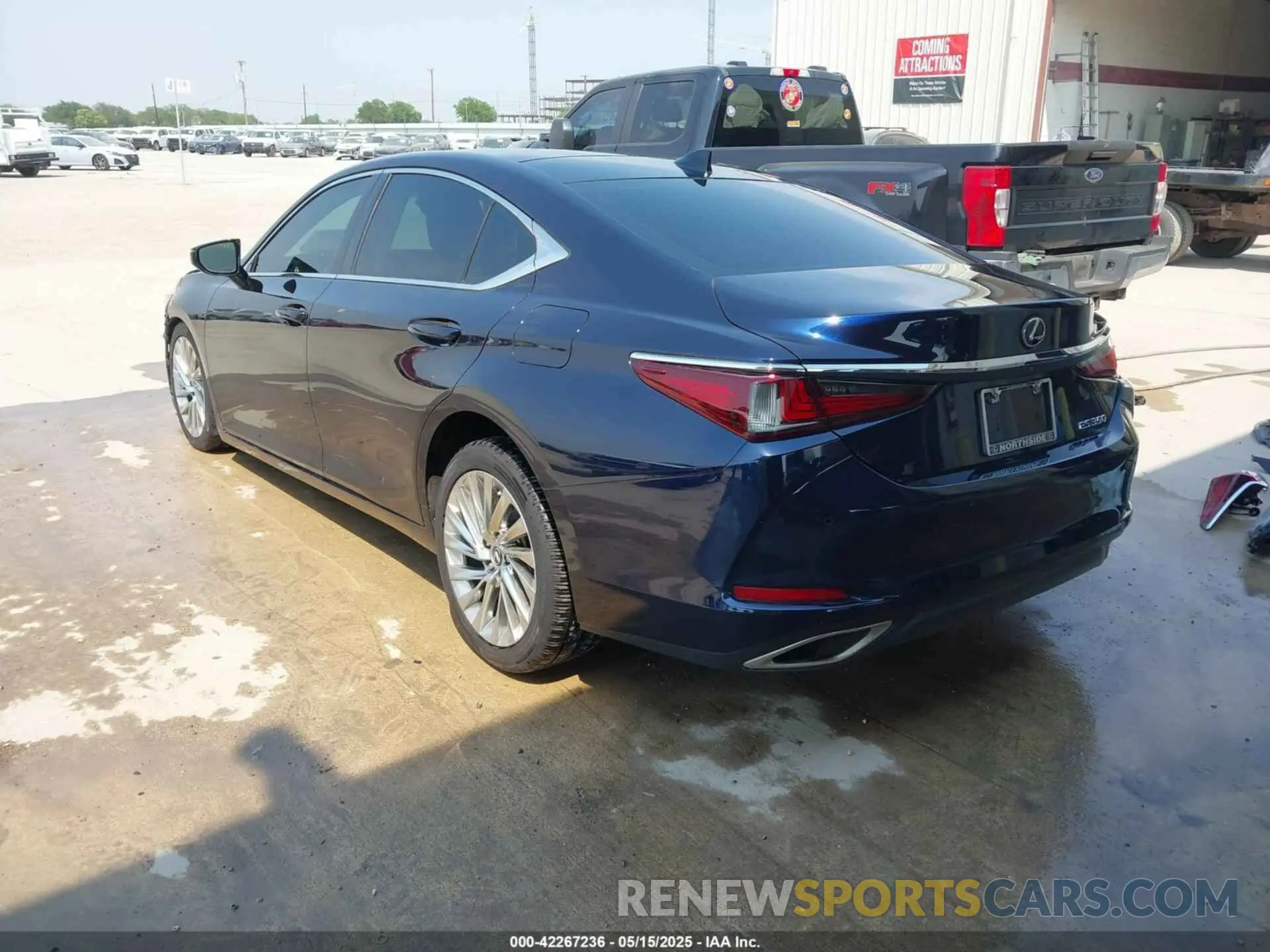 3 Photograph of a damaged car 58AFZ1B14MU101055 LEXUS ES 350 2021