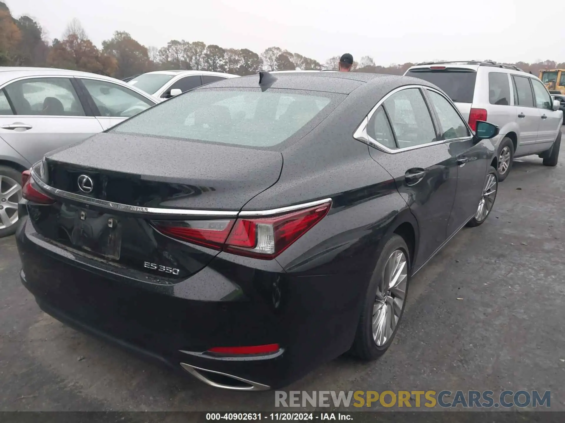 4 Photograph of a damaged car 58AFZ1B15MU088204 LEXUS ES 350 2021