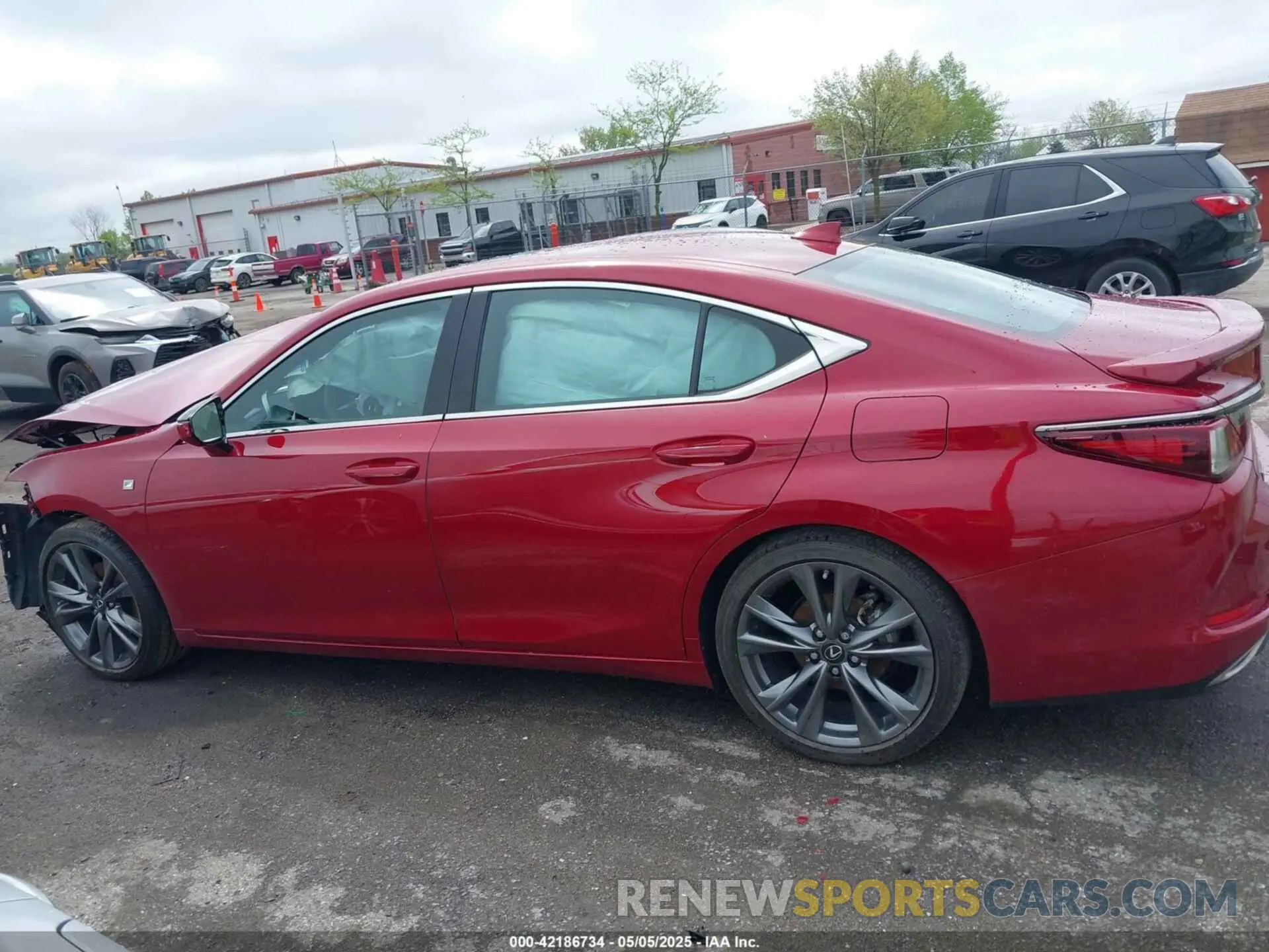 15 Photograph of a damaged car 58AGZ1B10MU099597 LEXUS ES 350 2021