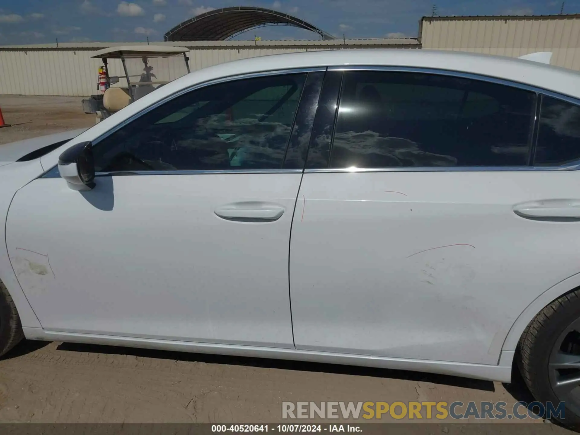 15 Photograph of a damaged car 58AGZ1B19MU084368 LEXUS ES 350 2021