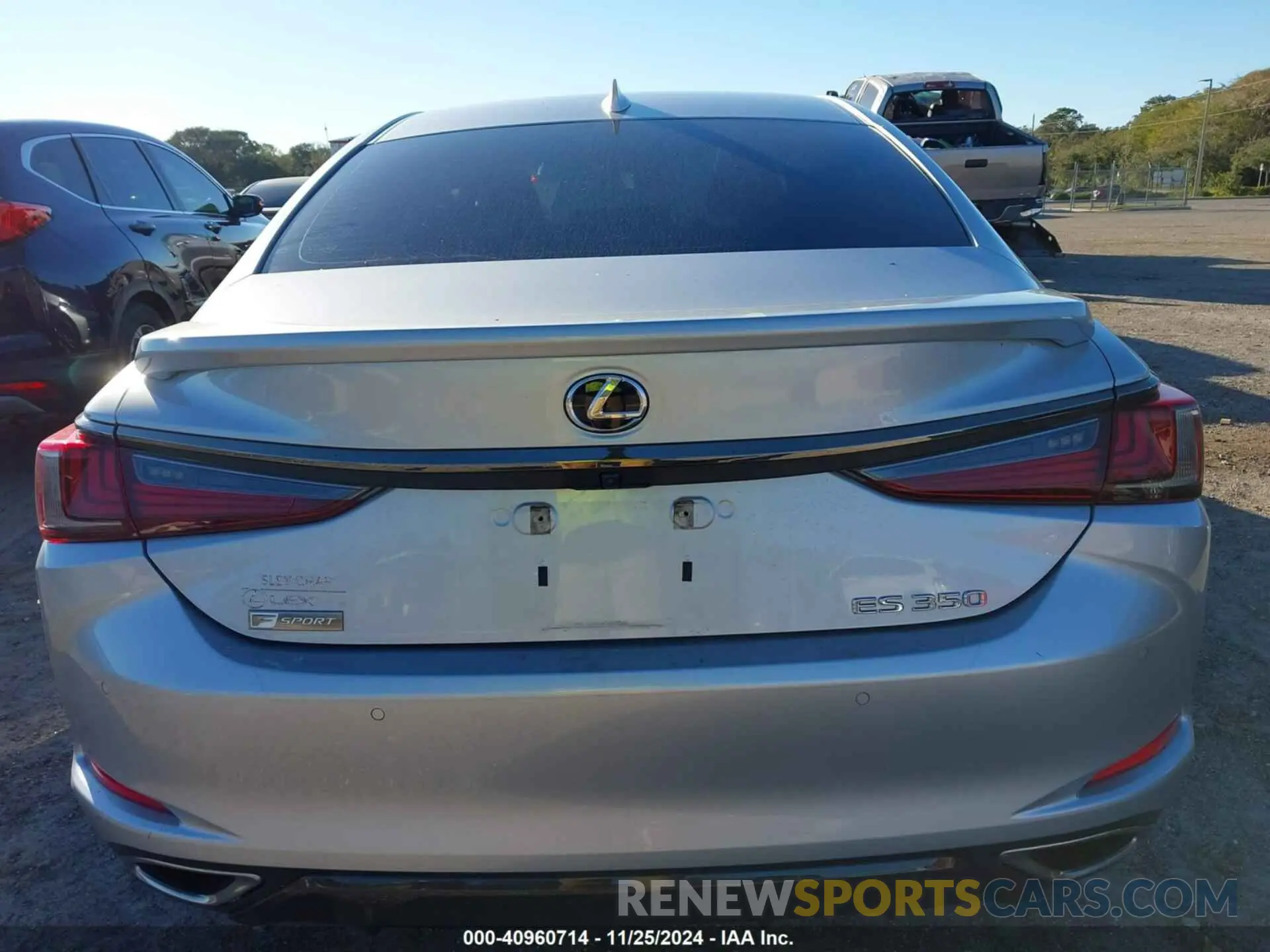 16 Photograph of a damaged car 58AGZ1B1XMU099445 LEXUS ES 350 2021