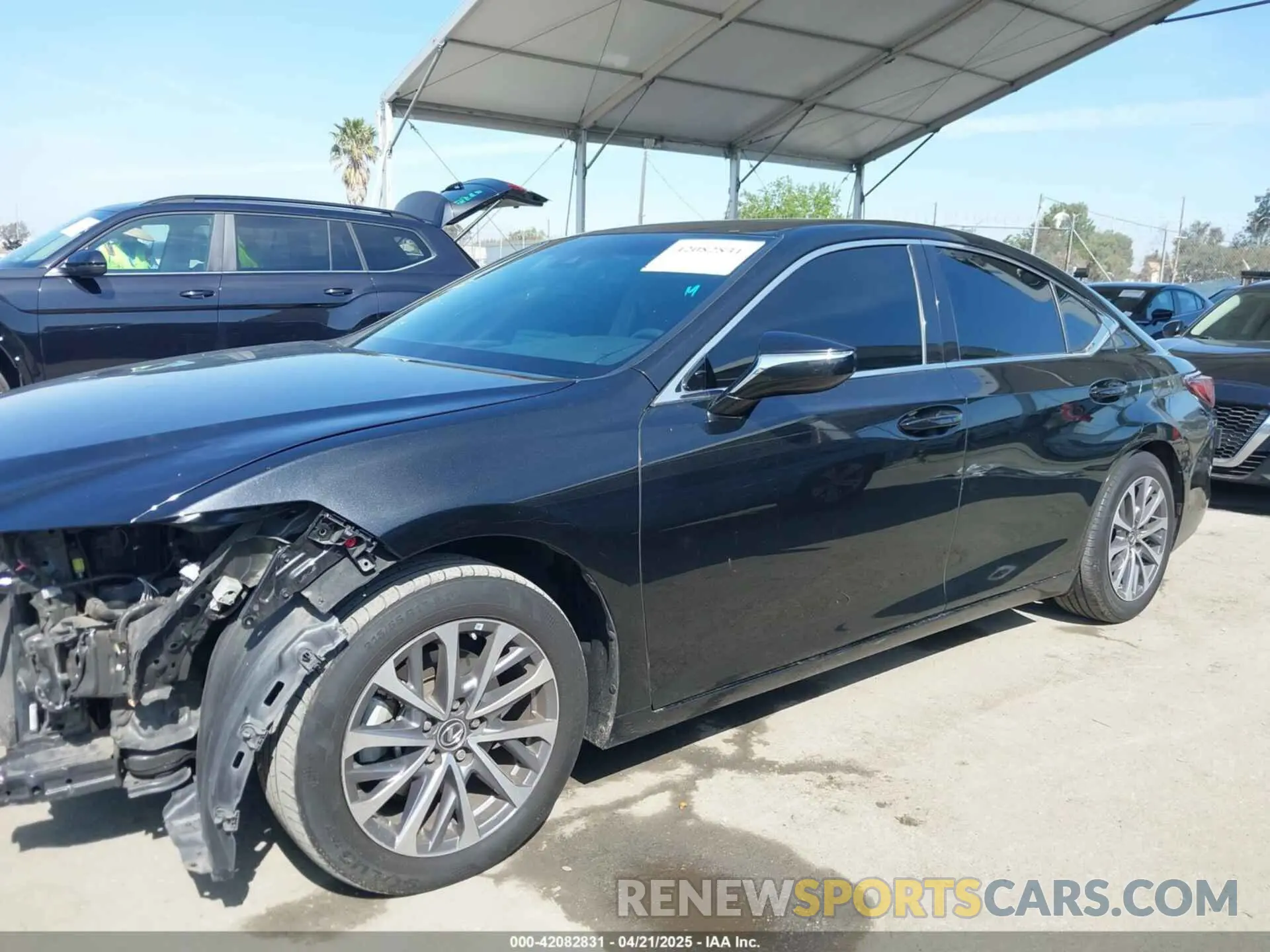 15 Photograph of a damaged car 58ACZ1B11NU120506 LEXUS ES 350 2022
