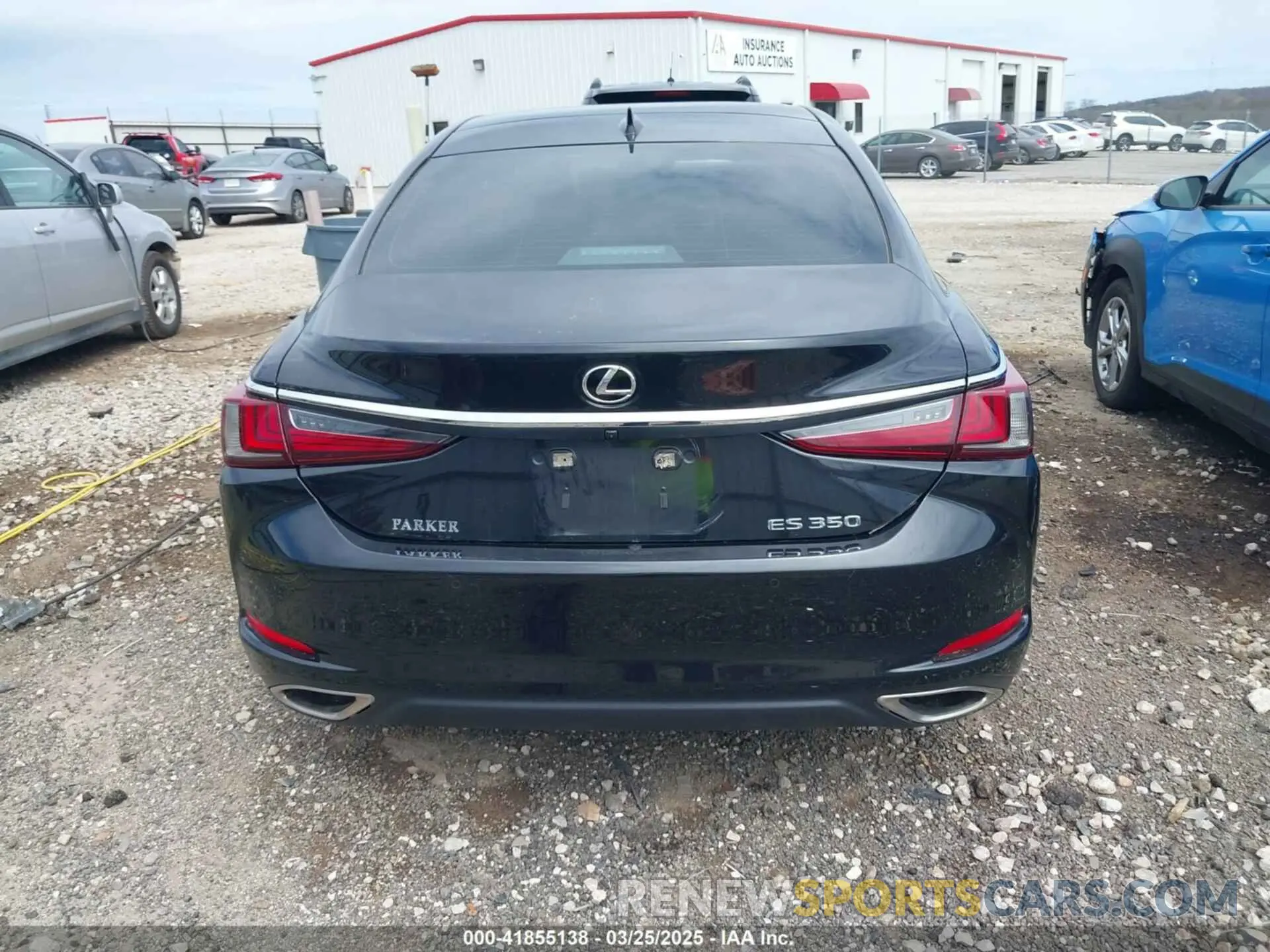 17 Photograph of a damaged car 58ADZ1B10NU119755 LEXUS ES 350 2022