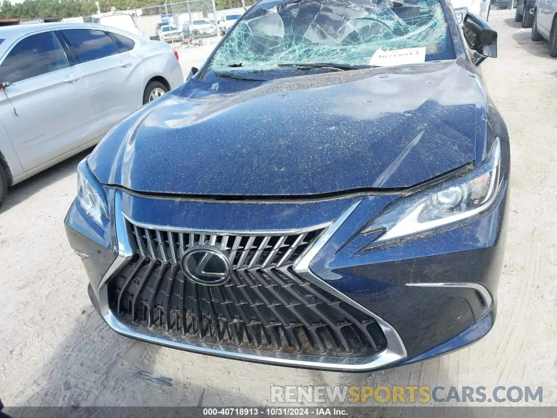 12 Photograph of a damaged car 58ADZ1B13NU117014 LEXUS ES 350 2022