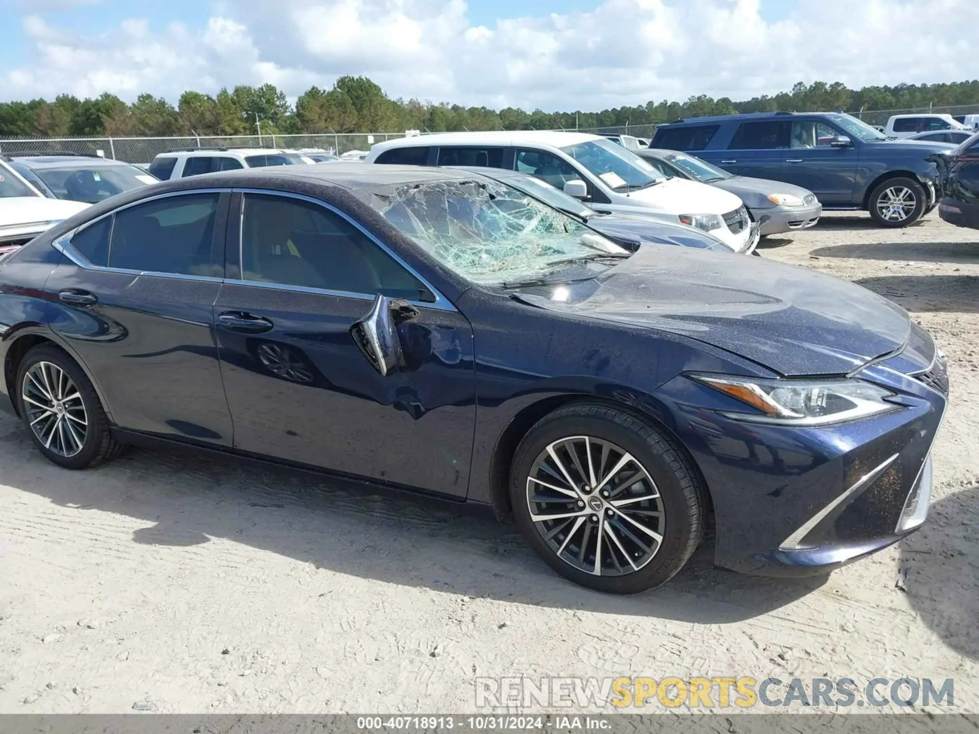 13 Photograph of a damaged car 58ADZ1B13NU117014 LEXUS ES 350 2022