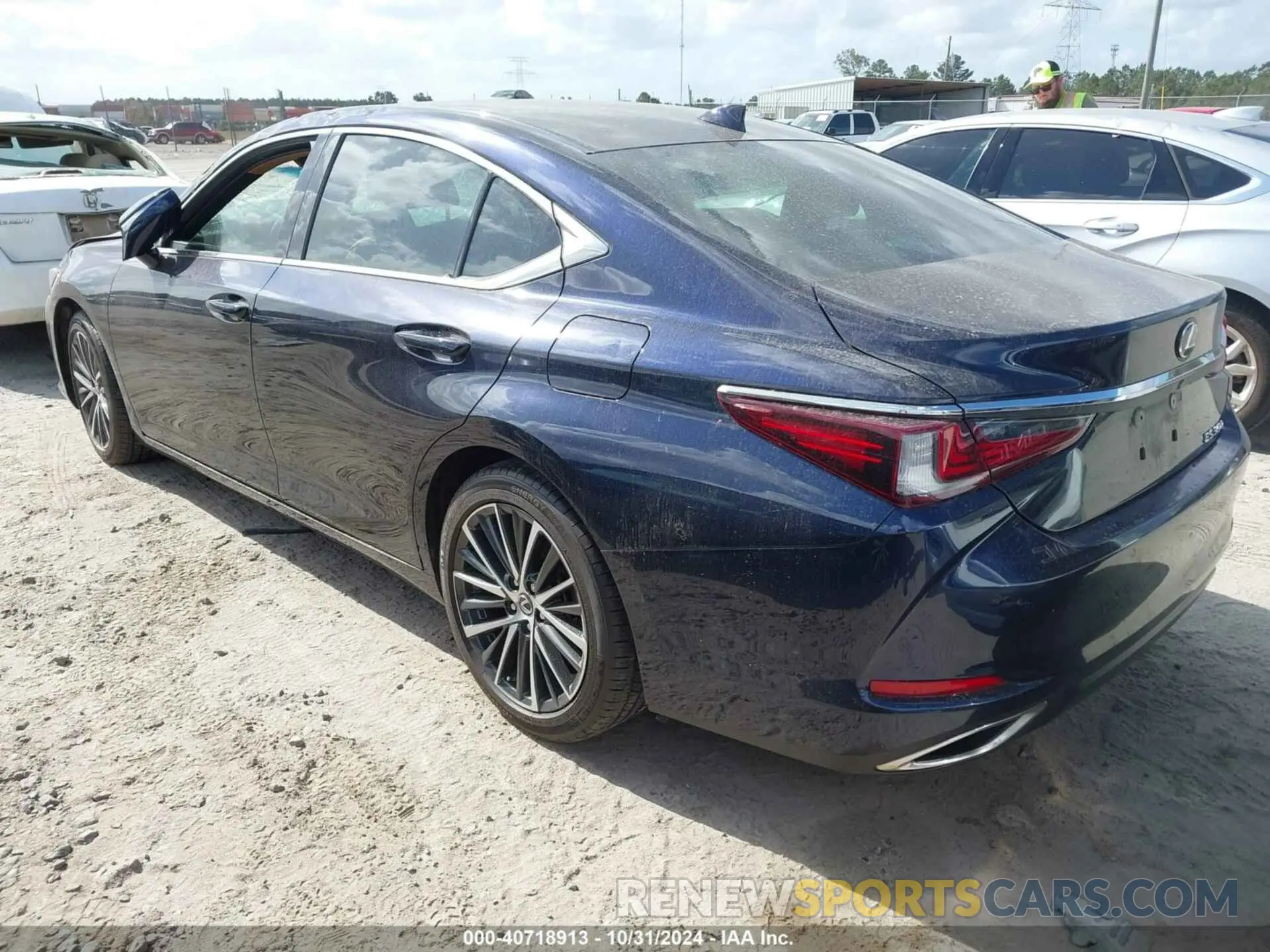 3 Photograph of a damaged car 58ADZ1B13NU117014 LEXUS ES 350 2022