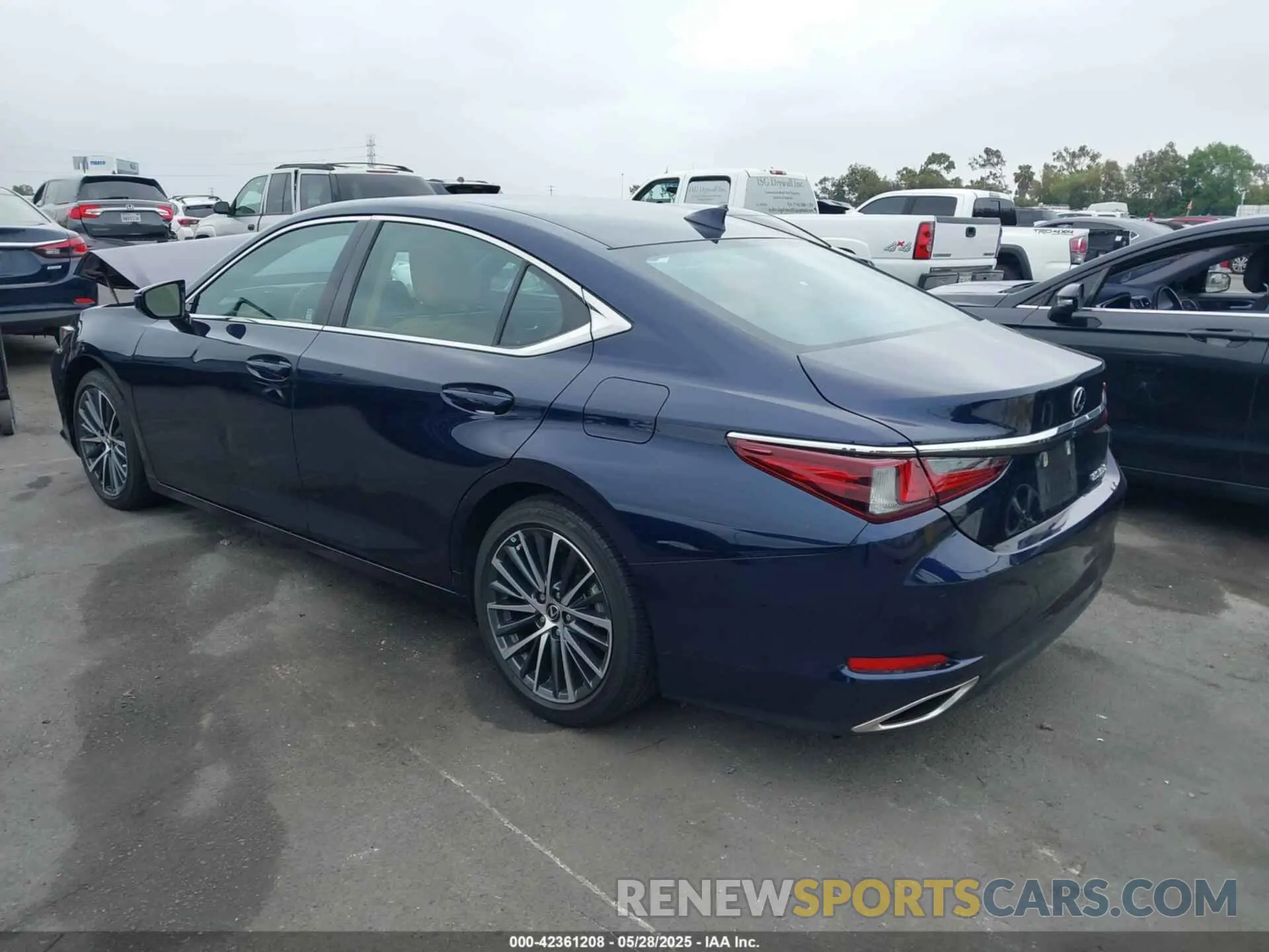3 Photograph of a damaged car 58ADZ1B13NU125937 LEXUS ES 350 2022