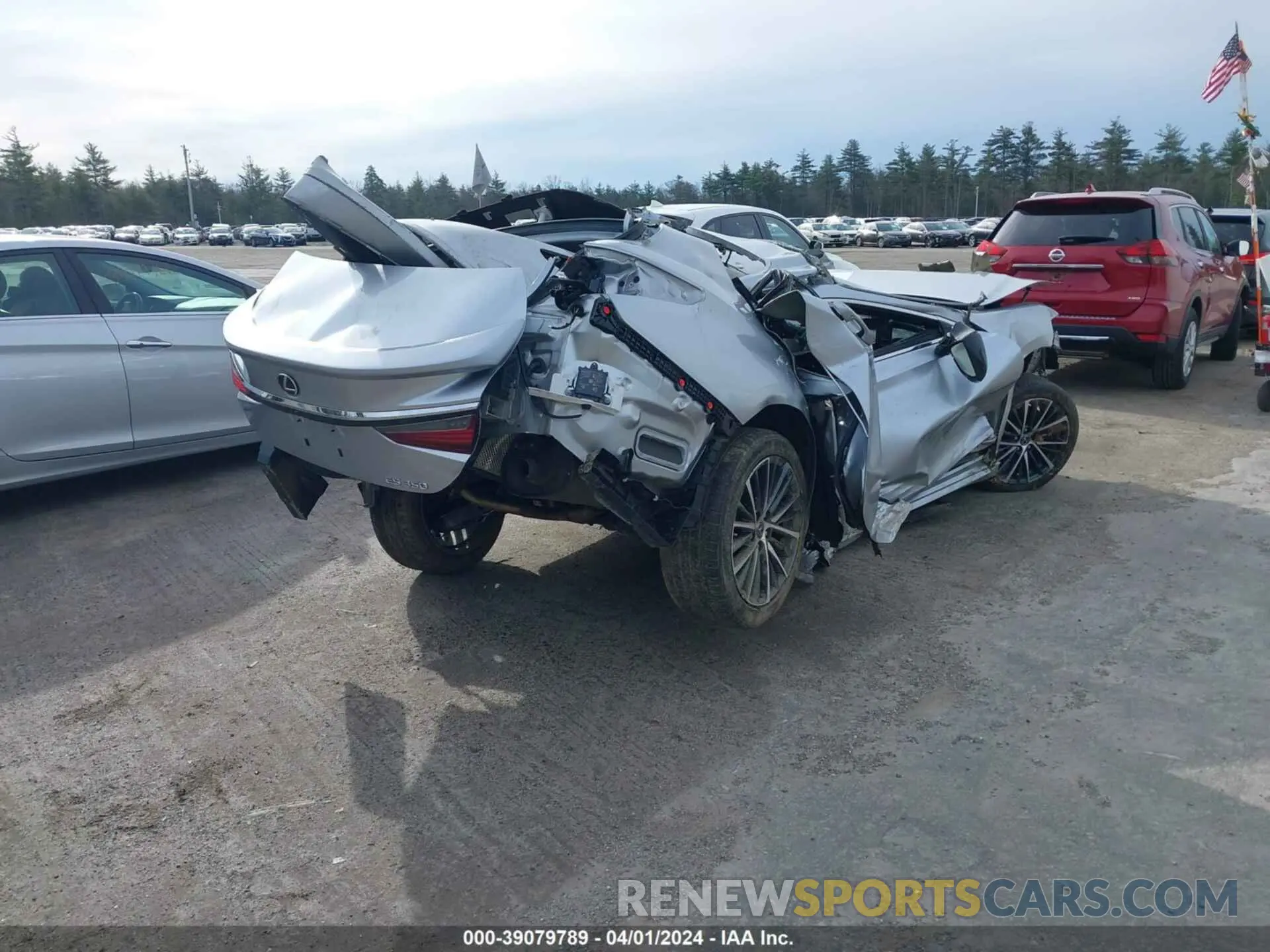 4 Photograph of a damaged car 58ADZ1B14NU116275 LEXUS ES 350 2022