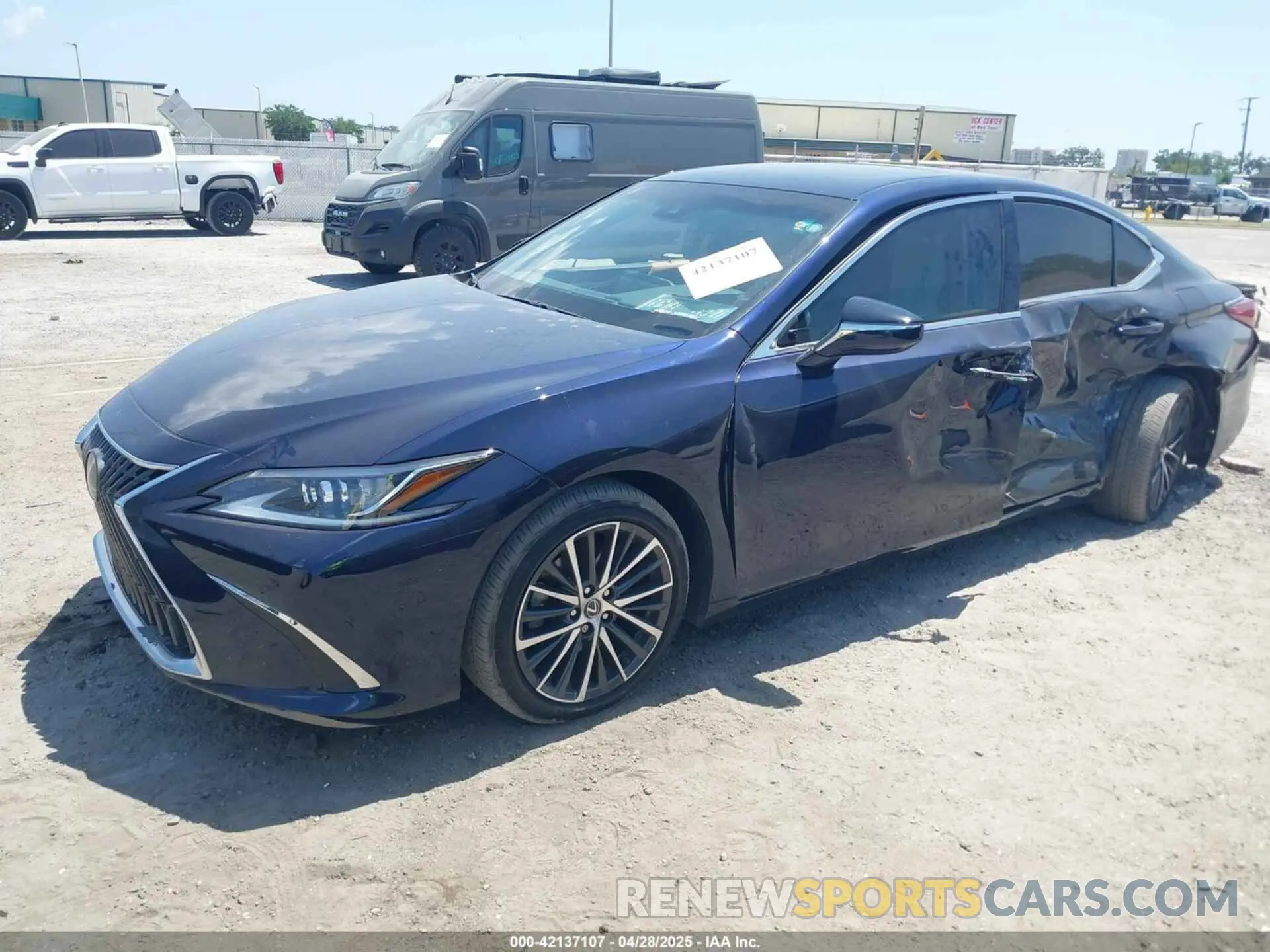 2 Photograph of a damaged car 58ADZ1B15NU121923 LEXUS ES 350 2022