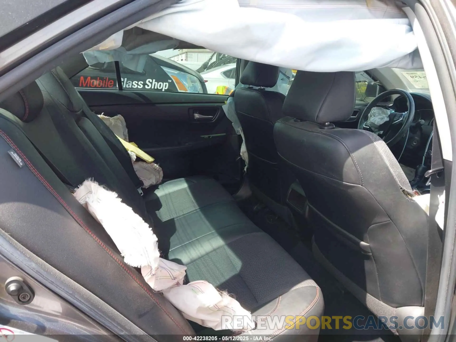 8 Photograph of a damaged car 58ADZ1B1XNU121500 LEXUS ES 350 2022