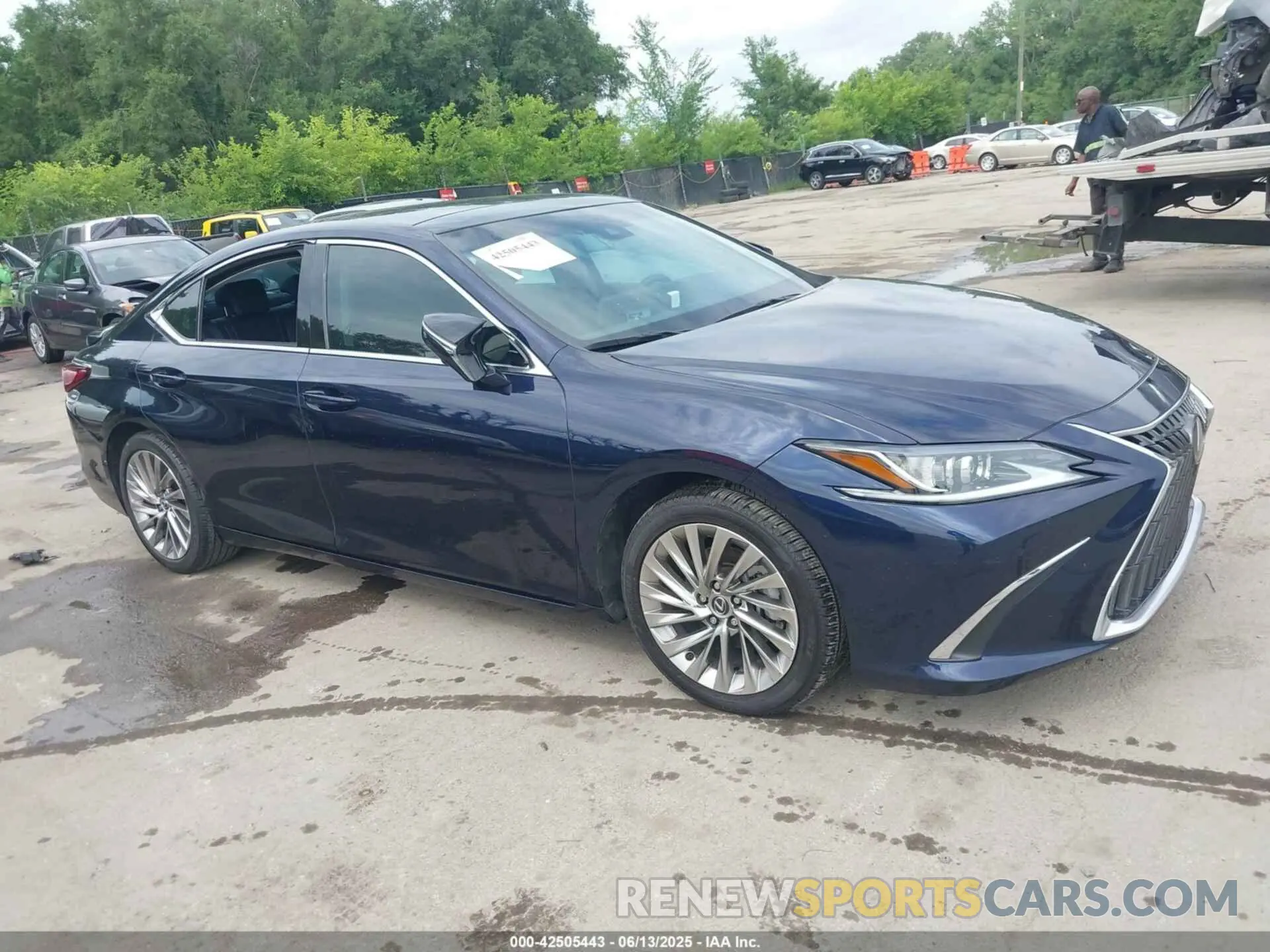1 Photograph of a damaged car 58AEZ1B15NU120839 LEXUS ES 350 2022
