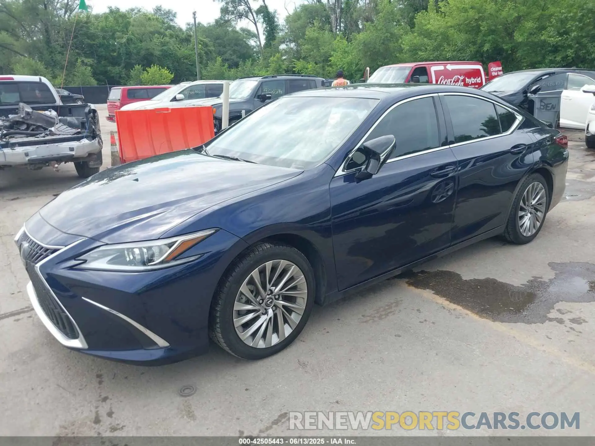 2 Photograph of a damaged car 58AEZ1B15NU120839 LEXUS ES 350 2022