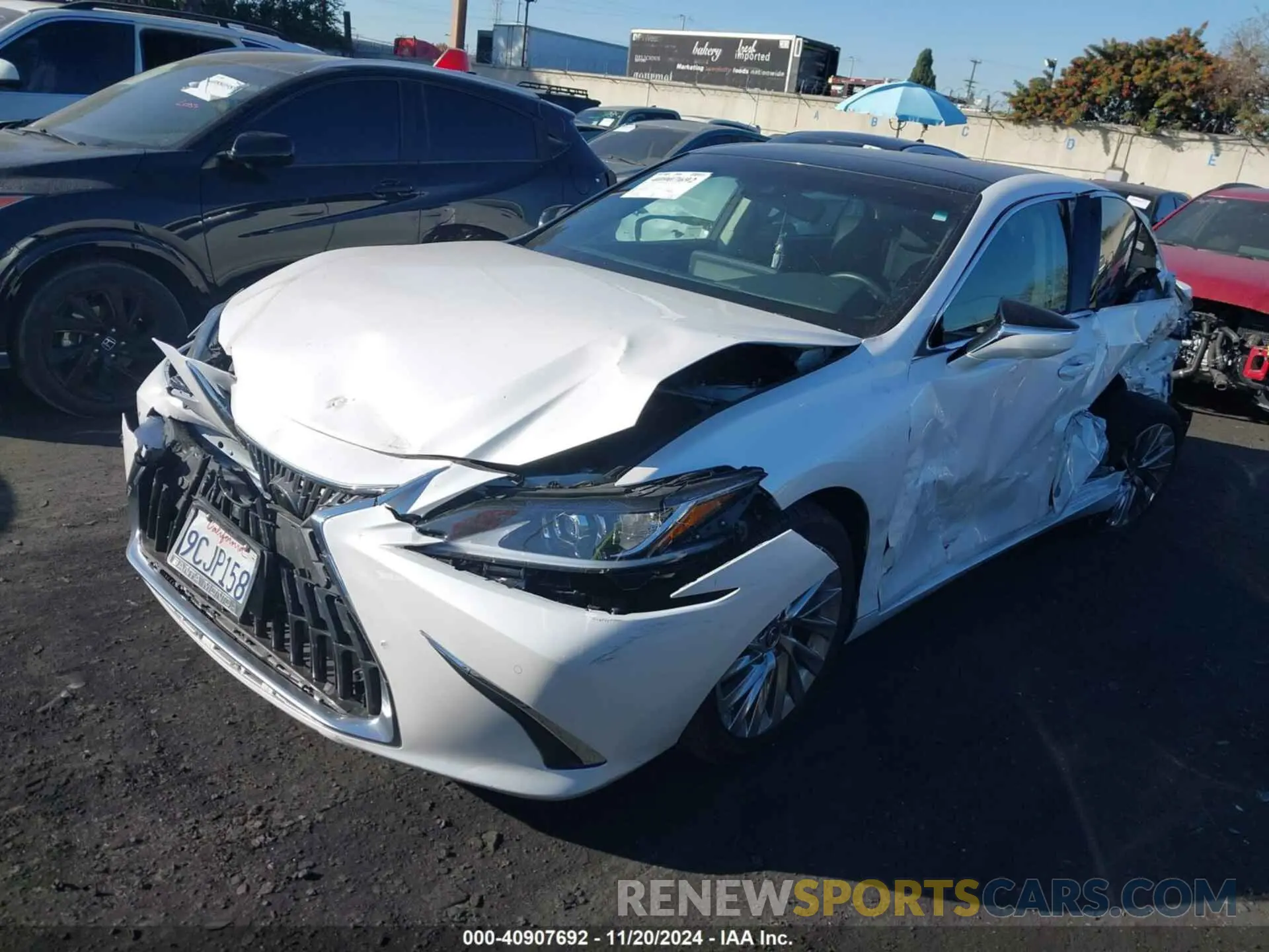 2 Photograph of a damaged car 58AEZ1B17NU132071 LEXUS ES 350 2022