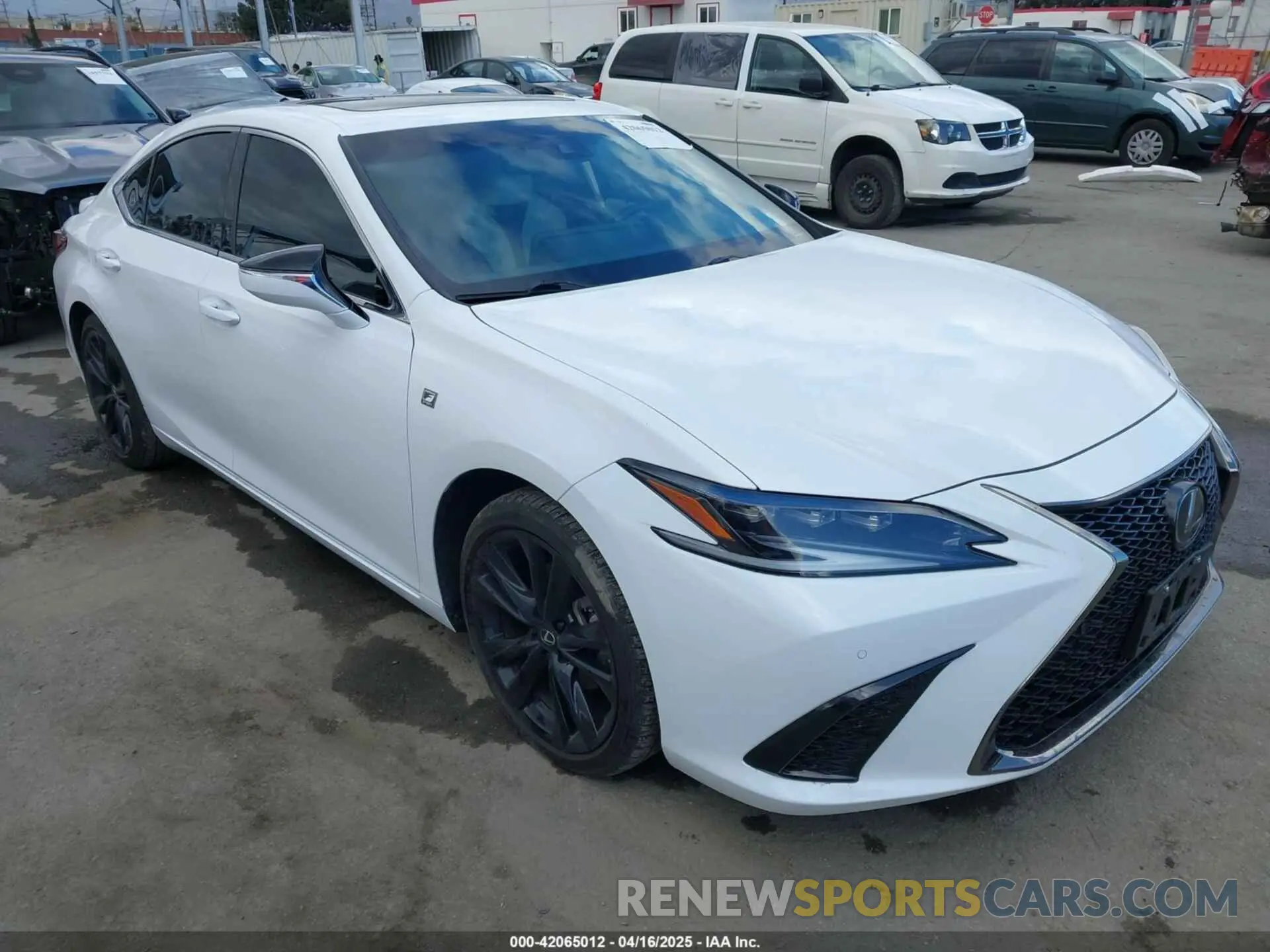 1 Photograph of a damaged car 58AGZ1B16NU117294 LEXUS ES 350 2022