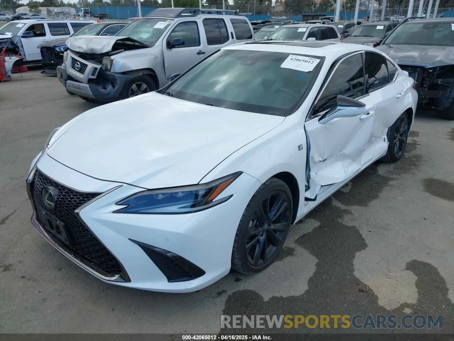 2 Photograph of a damaged car 58AGZ1B16NU117294 LEXUS ES 350 2022
