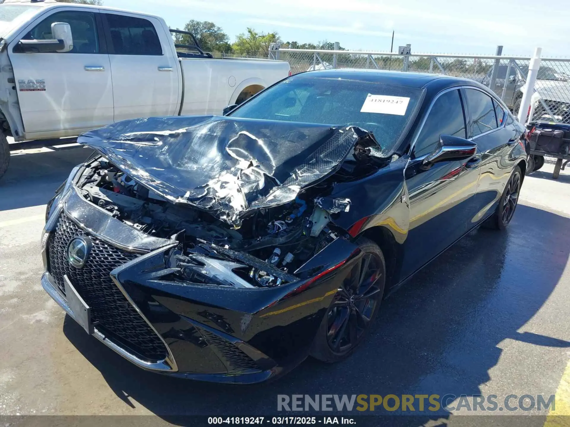 2 Photograph of a damaged car 58AGZ1B1XNU125883 LEXUS ES 350 2022