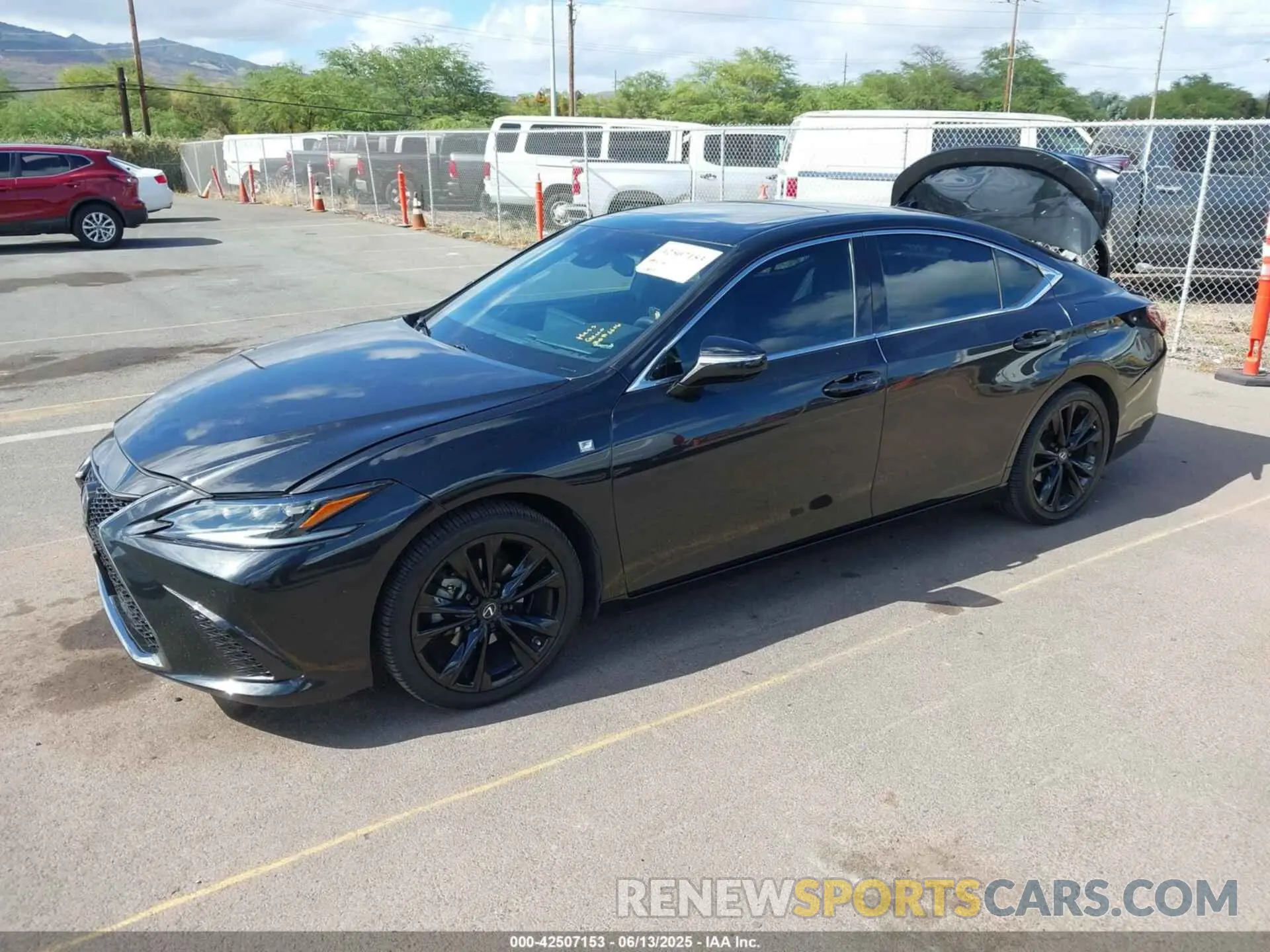 2 Photograph of a damaged car 58AJZ1B10NU120102 LEXUS ES 350 2022