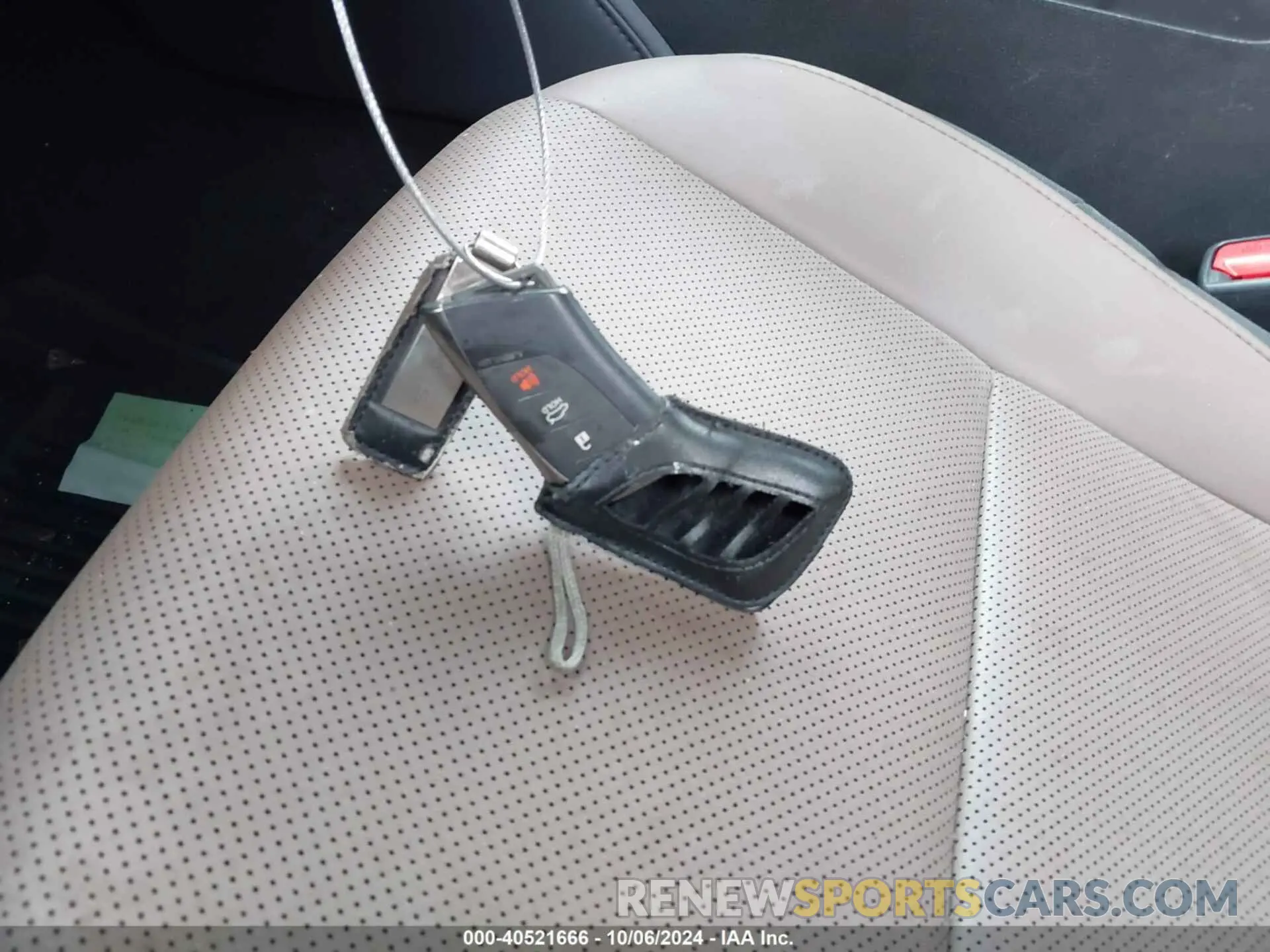 11 Photograph of a damaged car 58ACZ1B17PU139452 LEXUS ES 350 2023