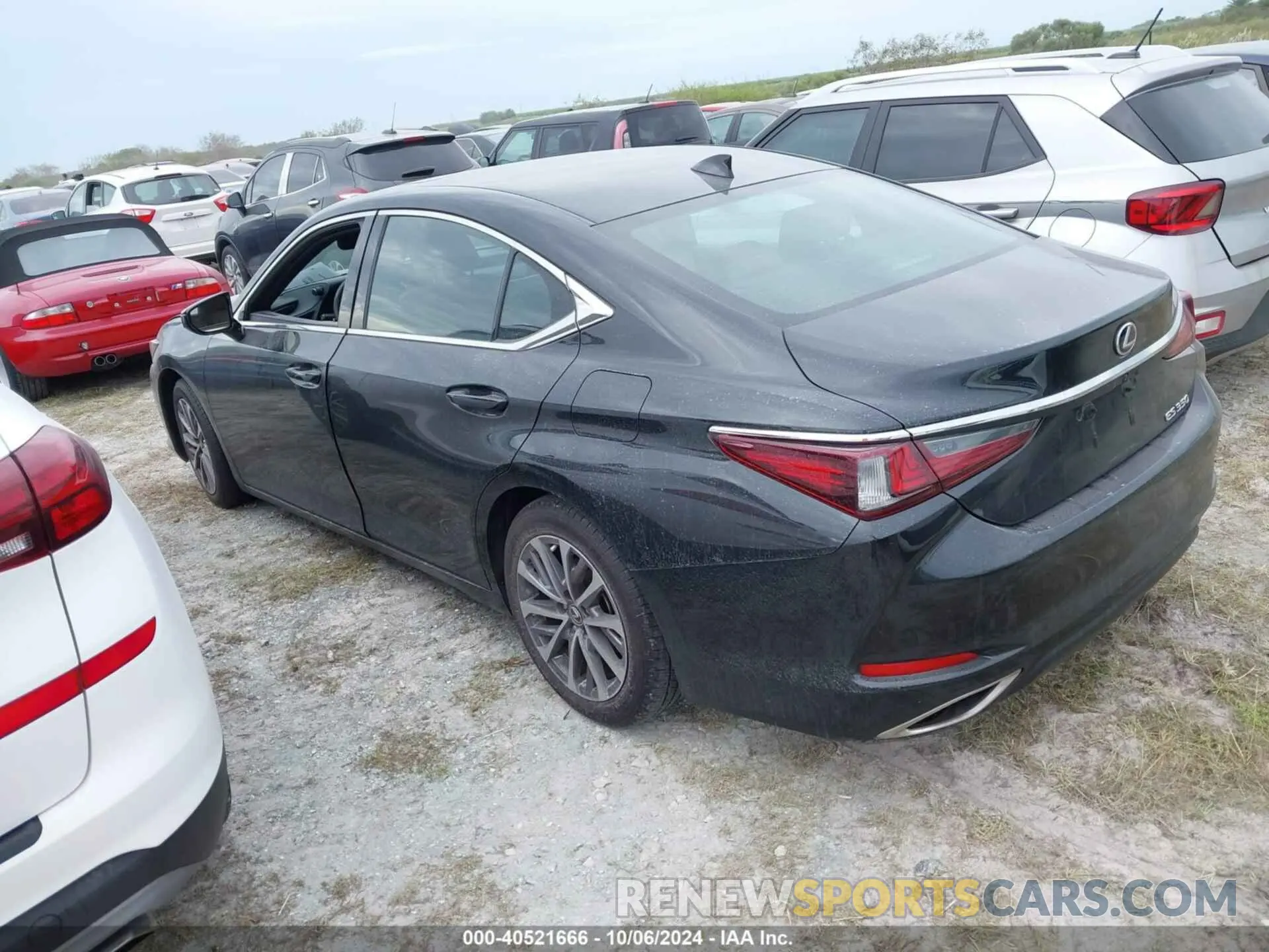 3 Photograph of a damaged car 58ACZ1B17PU139452 LEXUS ES 350 2023