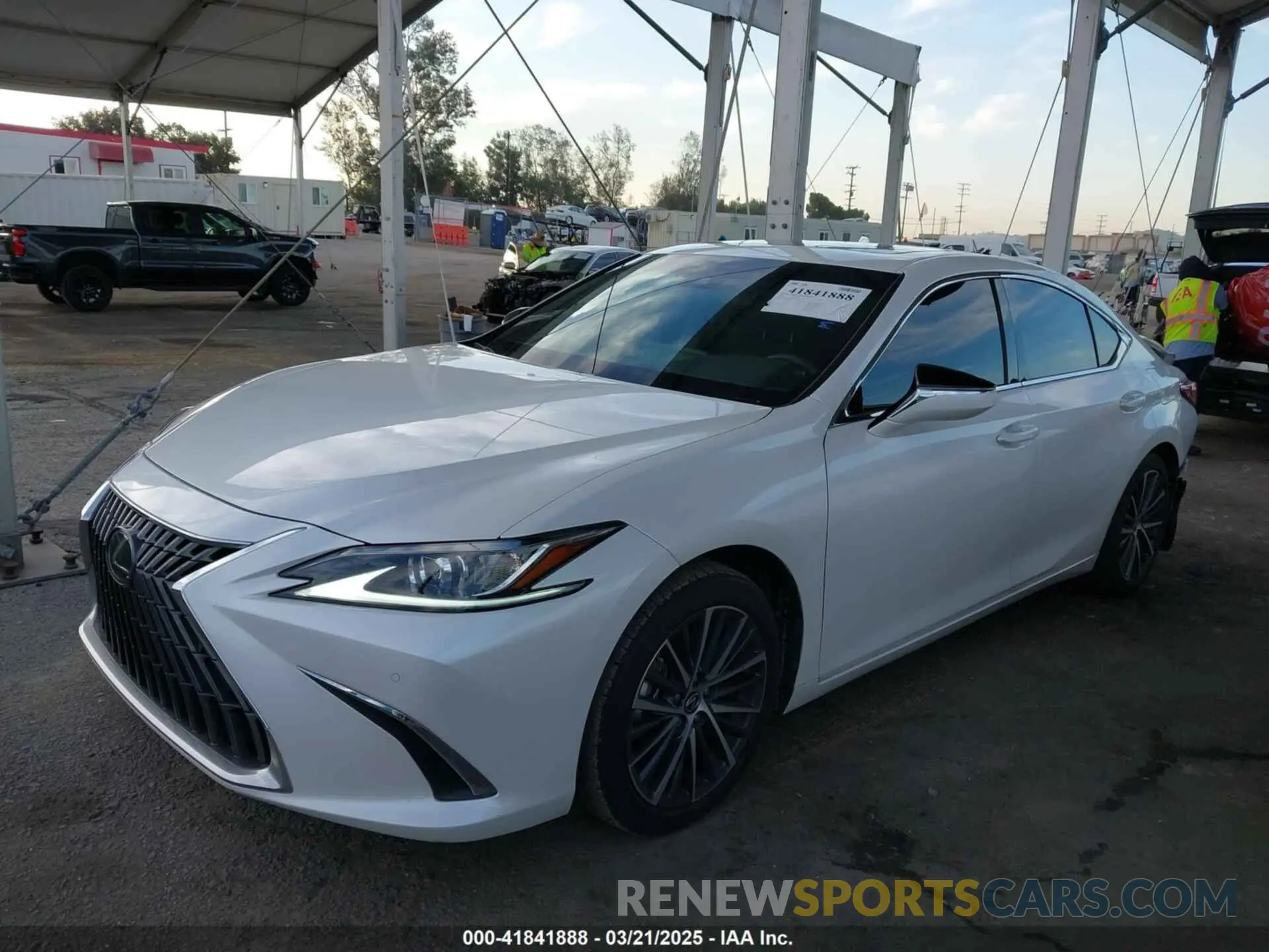 2 Photograph of a damaged car 58ADZ1B10PU142827 LEXUS ES 350 2023