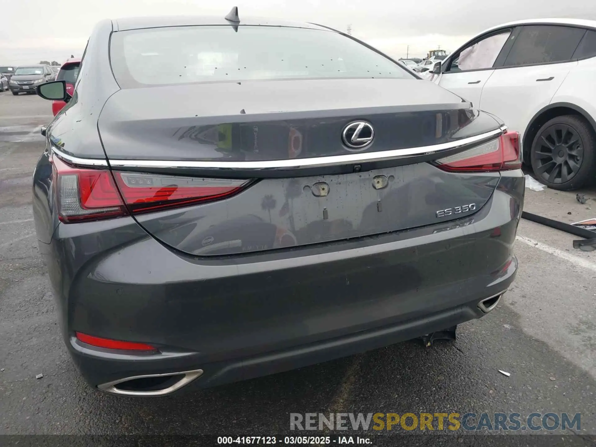 16 Photograph of a damaged car 58ADZ1B10PU147722 LEXUS ES 350 2023