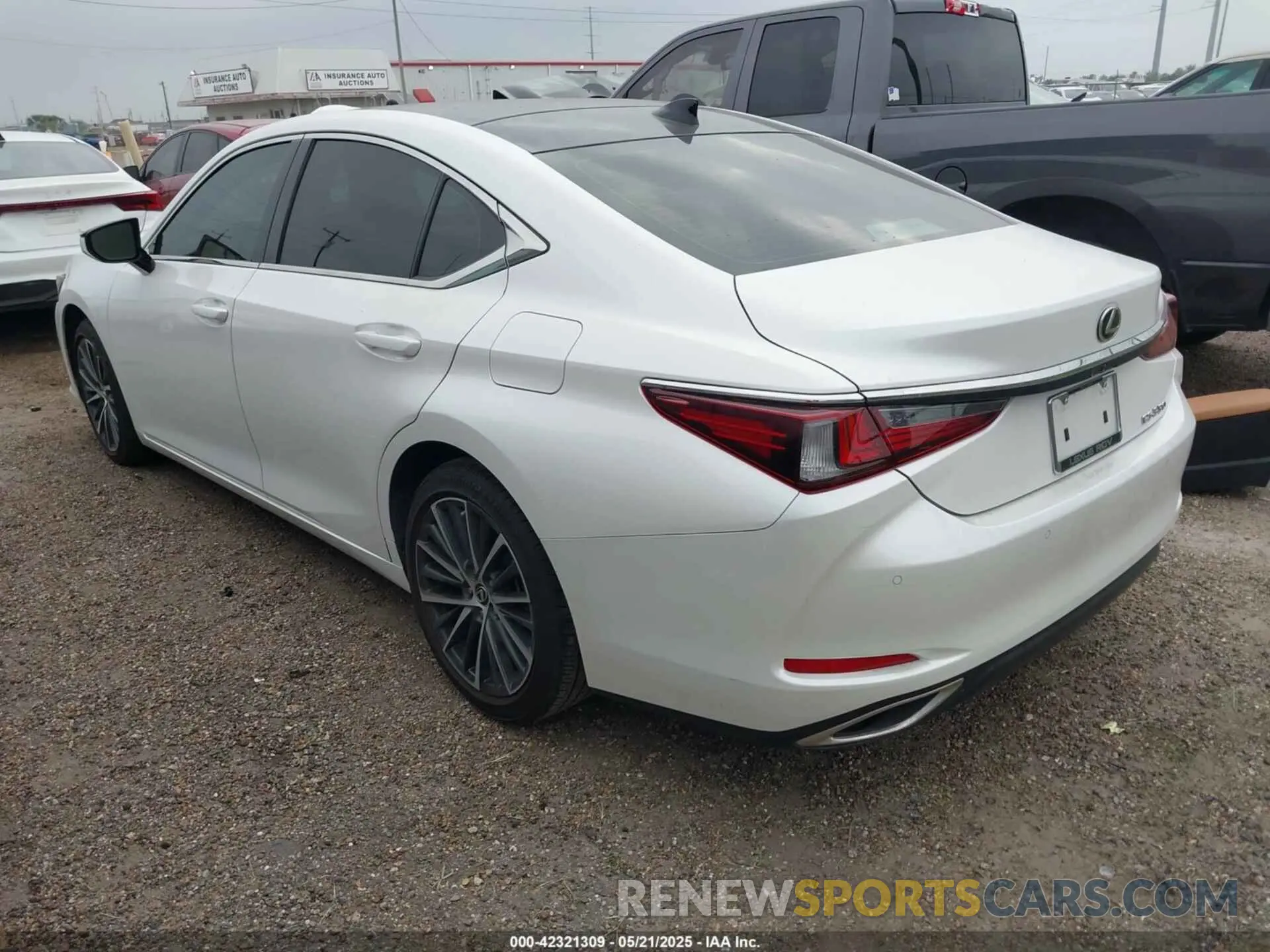 3 Photograph of a damaged car 58ADZ1B12PU150508 LEXUS ES 350 2023