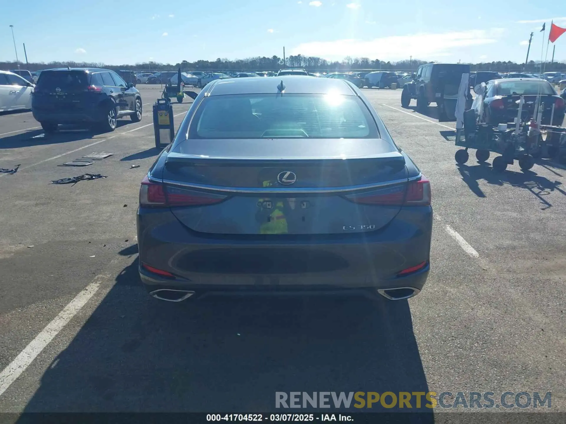 16 Photograph of a damaged car 58ADZ1B18PU159293 LEXUS ES 350 2023