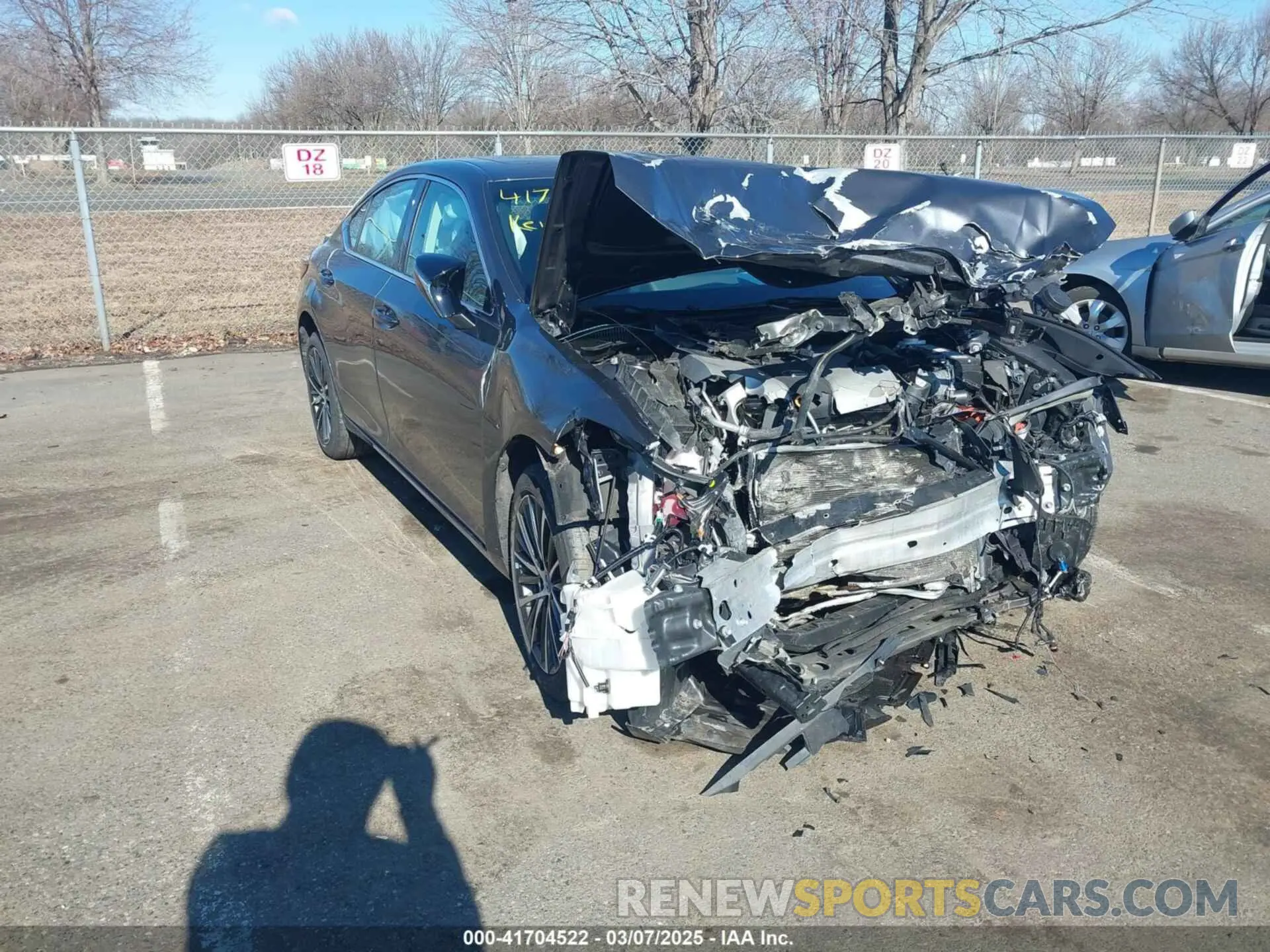 6 Photograph of a damaged car 58ADZ1B18PU159293 LEXUS ES 350 2023