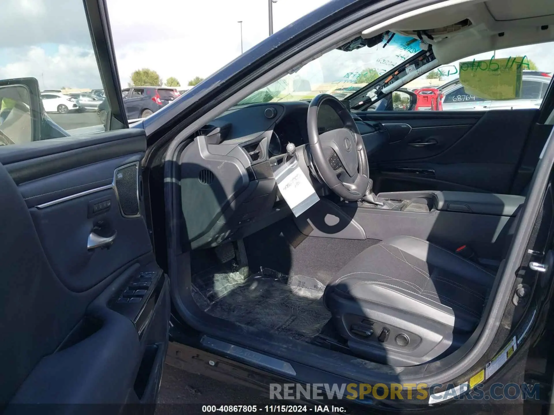 5 Photograph of a damaged car 58AEZ1B12PU146270 LEXUS ES 350 2023