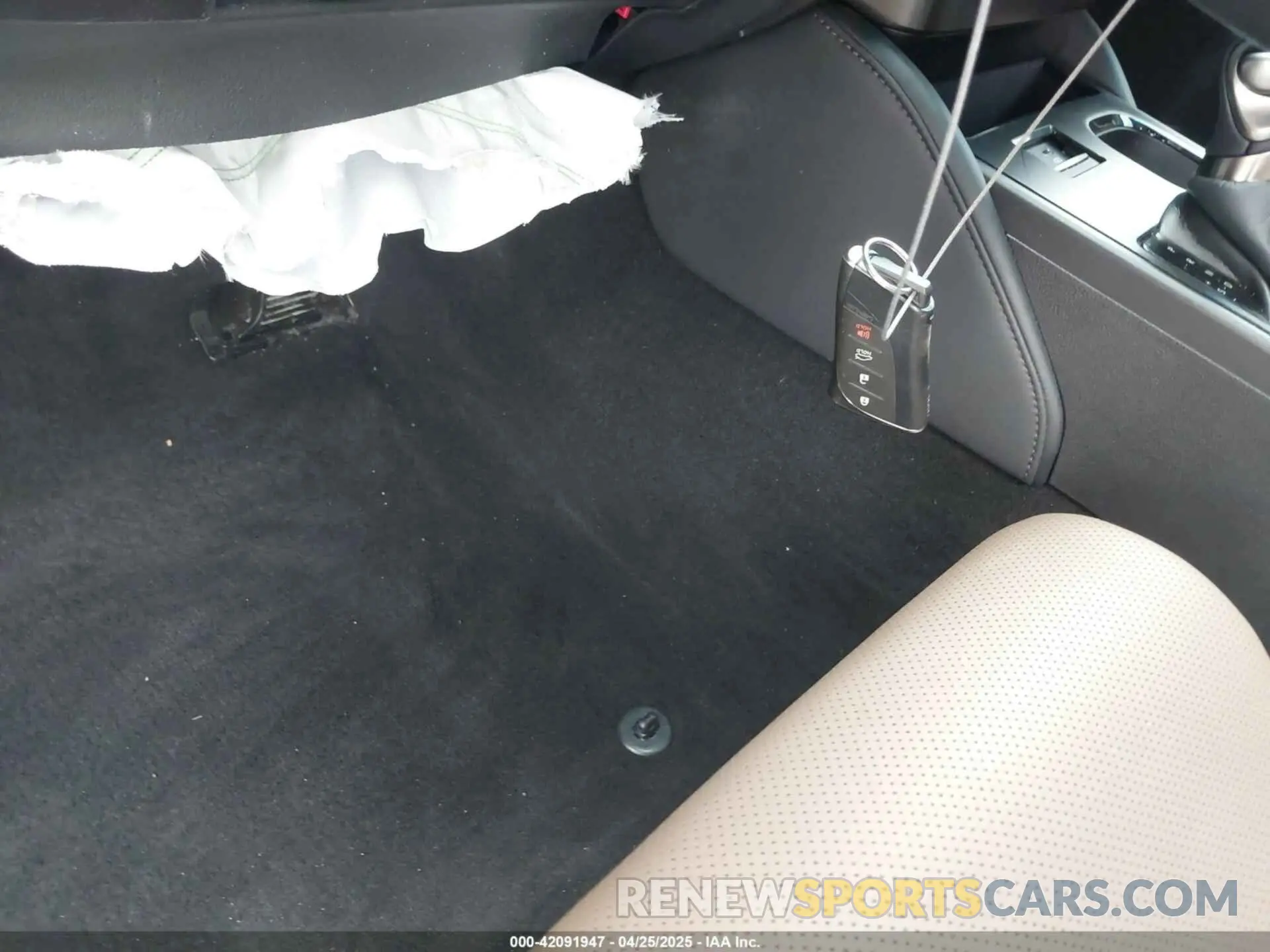 11 Photograph of a damaged car 58AFZ1B17PU150139 LEXUS ES 350 2023