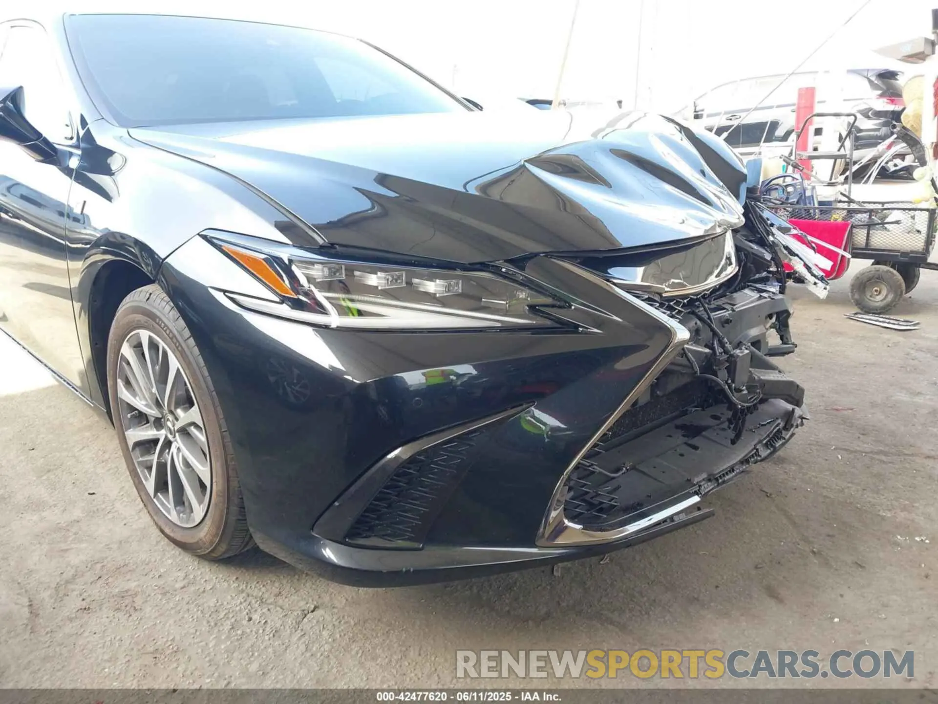 18 Photograph of a damaged car 58AJZ1B14PU155129 LEXUS ES 350 2023